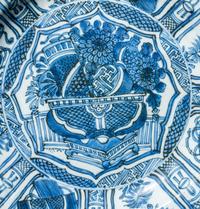 A Chinese Export 'Kraak' Blue and White Porcelain Plate