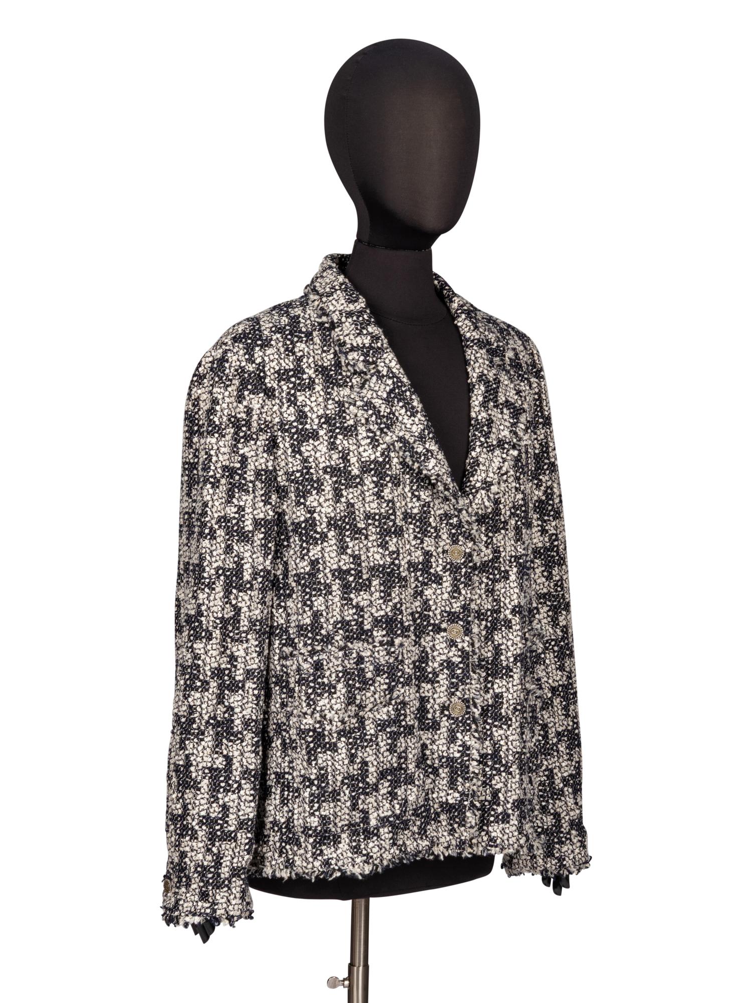 Chanel, Houndstooth Bouclé Tweed Jacket