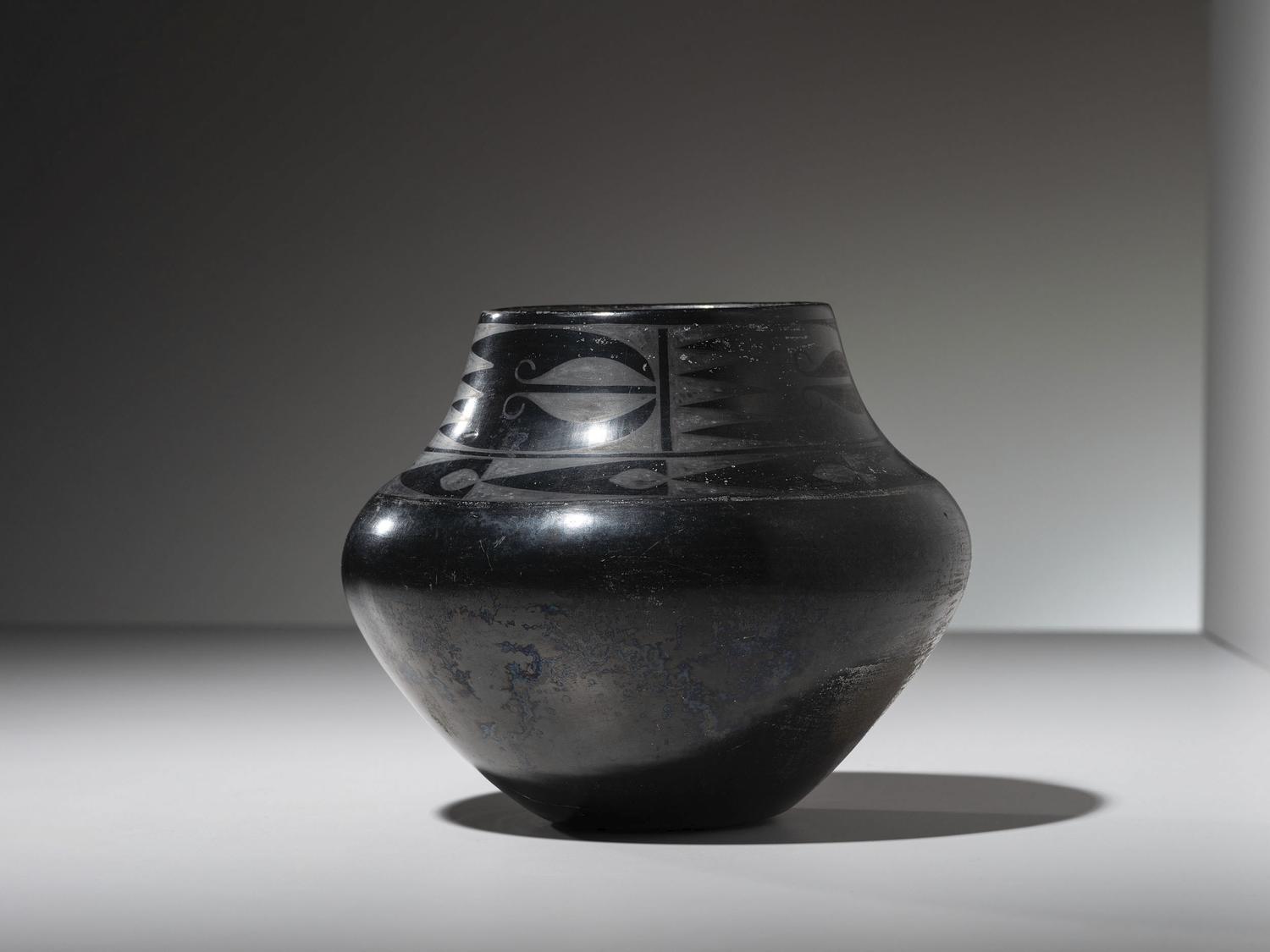 Blackware Jar, 1923-1925