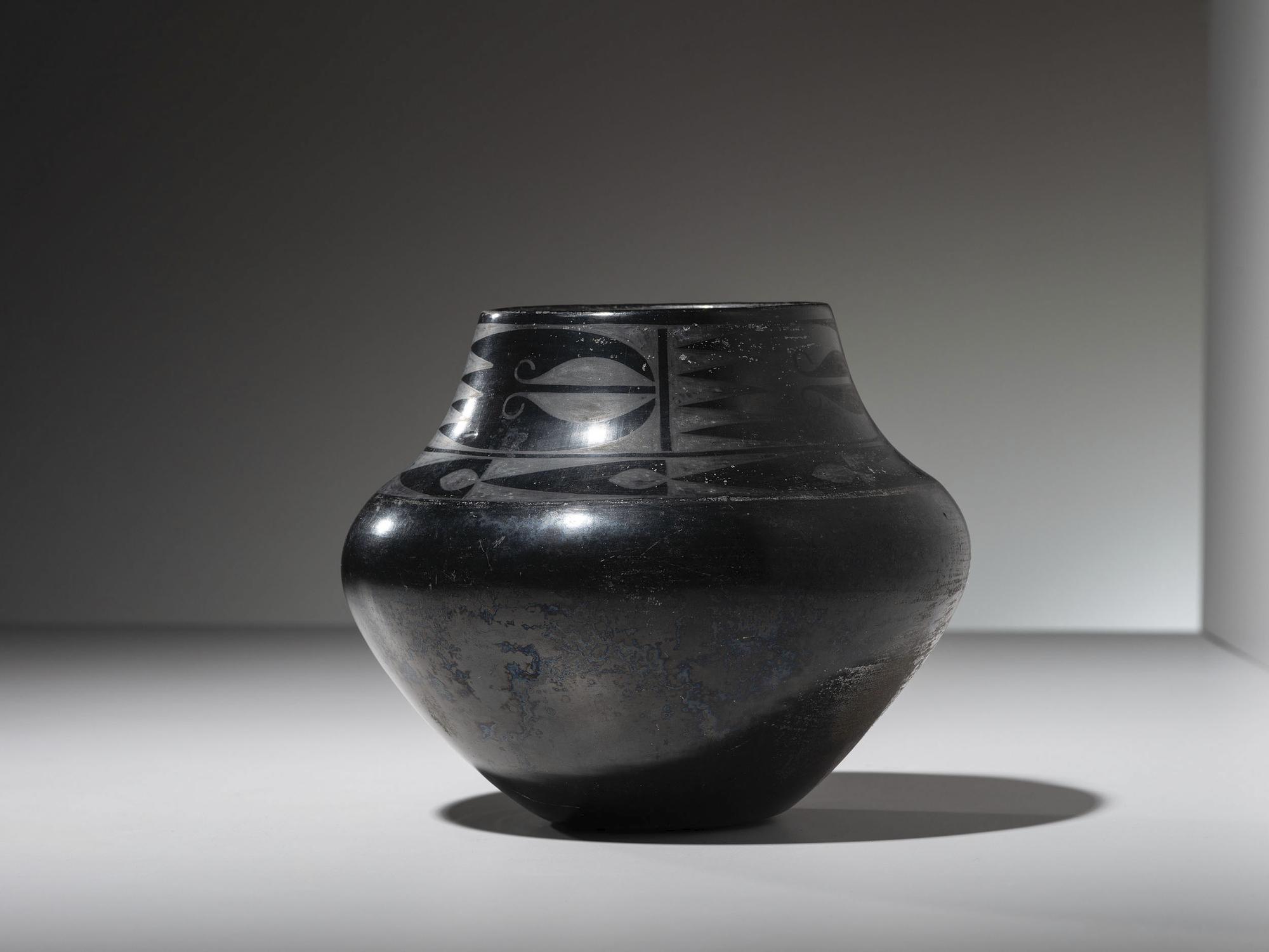 Blackware Jar, 1923-1925