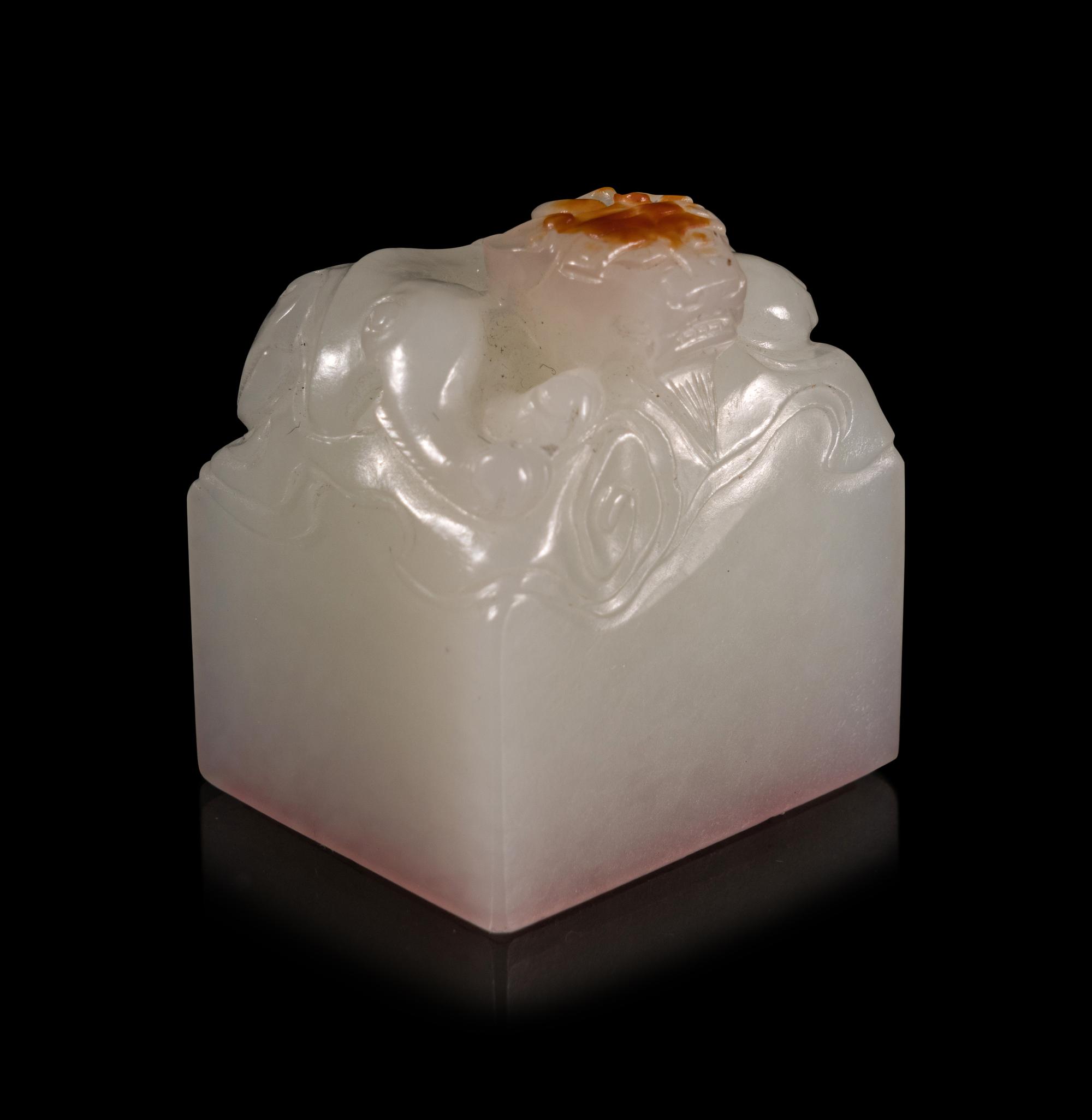 A Carved White Jade Seal