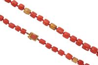 CORAL AND YELLOW GOLD BEAD NECKLACE