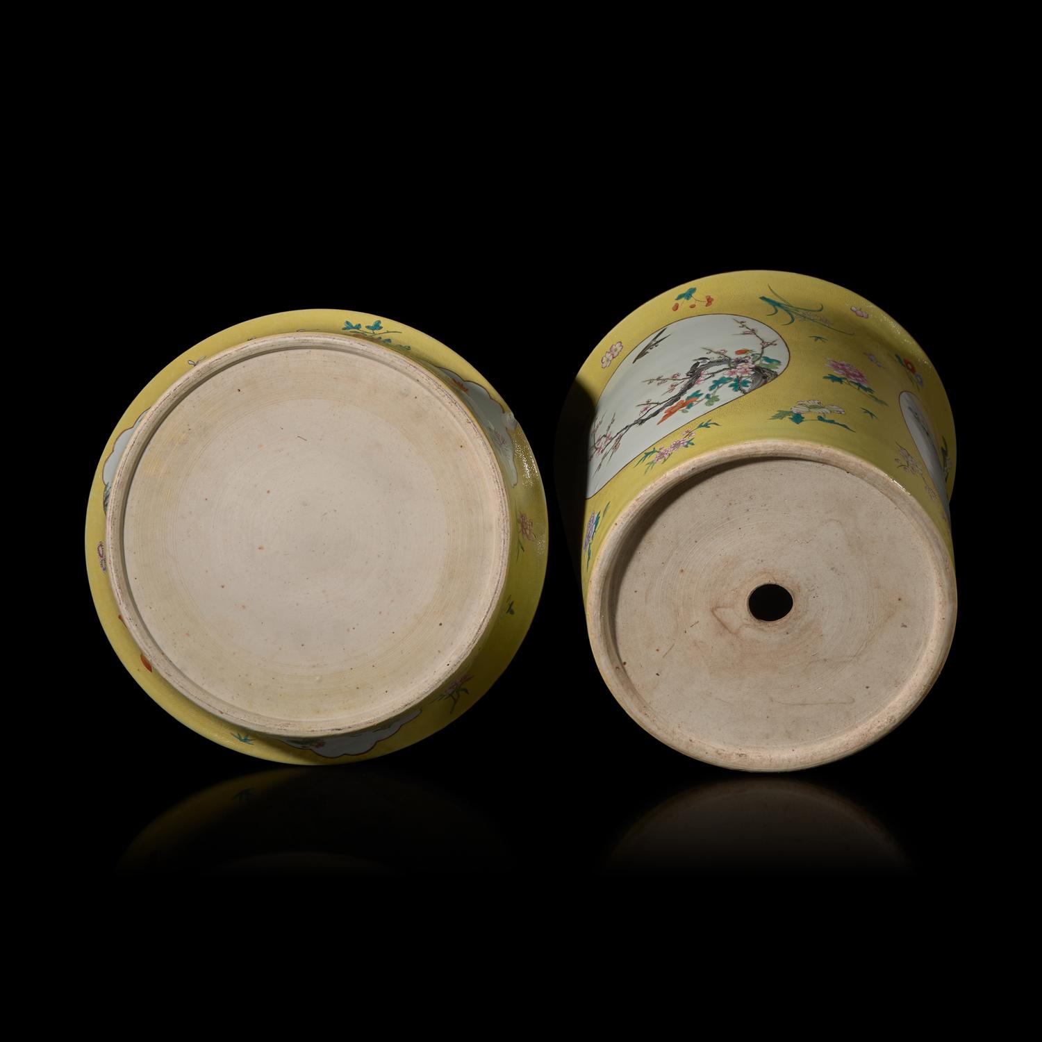 A Chinese Yellow Ground Famille Rose Porcelain Jardiniere and Stand, 20th Century 近代 軋道黃地粉彩花盆