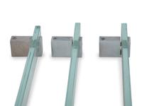 A Group of Five Fontana Arte Clear Crystal Towel Bars with Chrome Mounts — 20TH CENTURY