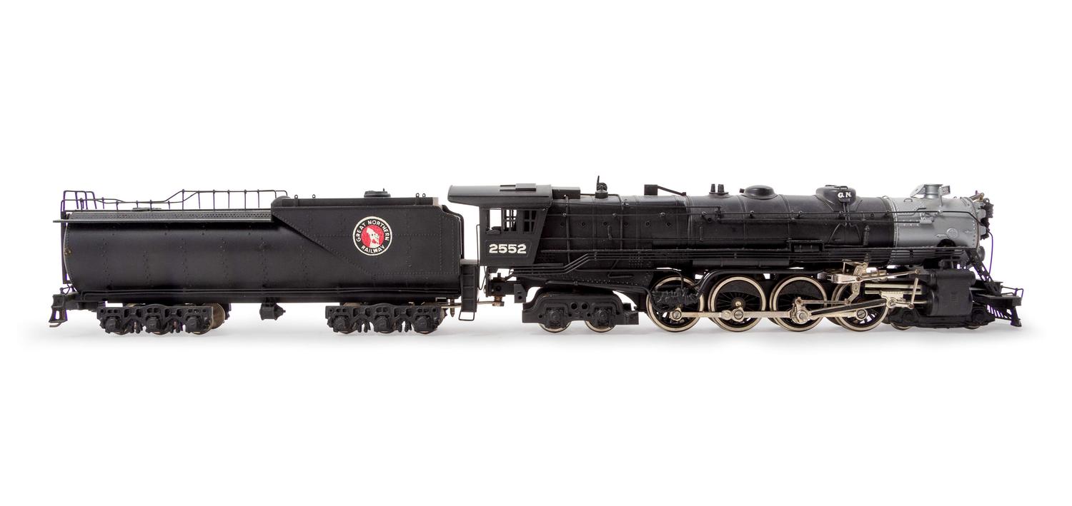 A Tenshodo Polychrome HO-Gauge Great Northern Railway 4-8-4 Locomotive and Tender