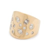 YELLOW GOLD AND DIAMOND RING