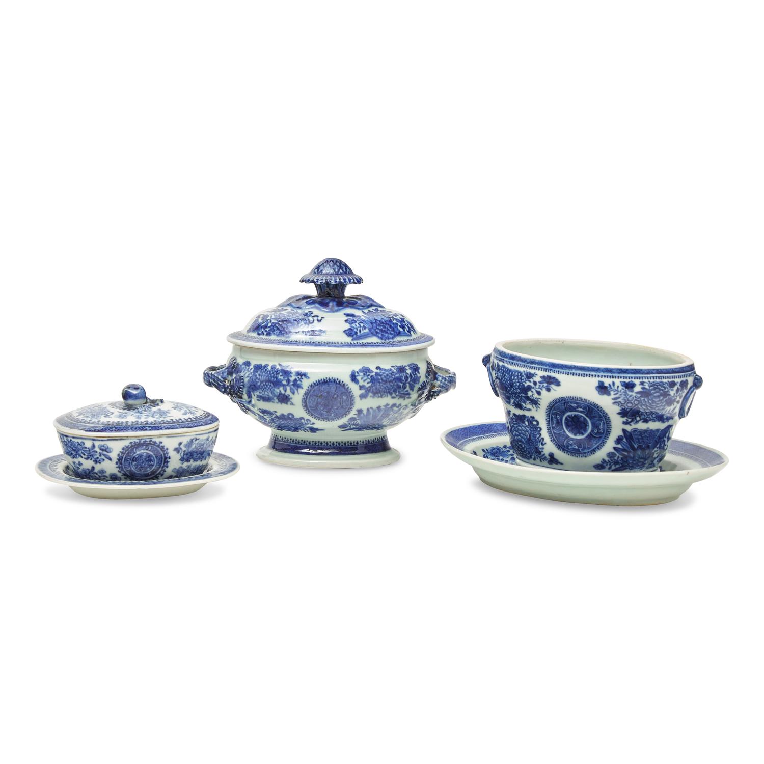 A Group of Five Chinese Export Porcelain Fitzhugh Tablewares