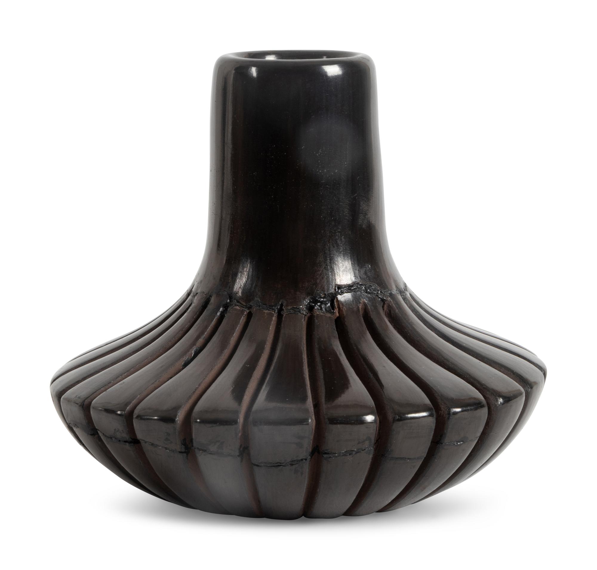 Miniature Swirl Pottery, PLUS