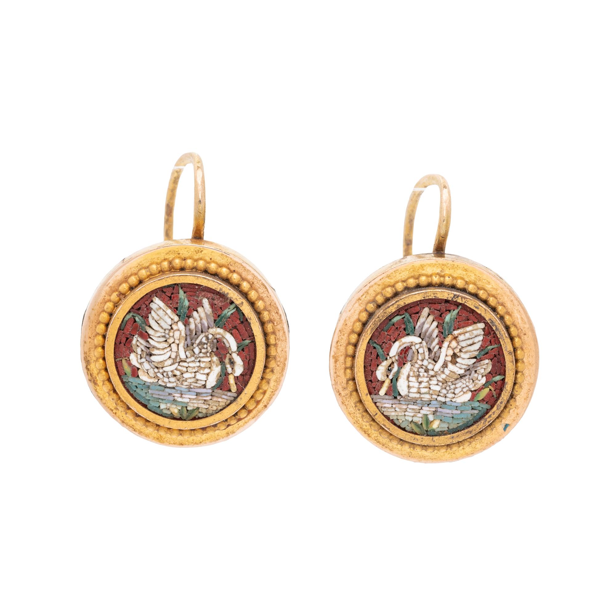 ETRUSCAN REVIVAL, YELLOW GOLD AND MICROMOSAIC SET