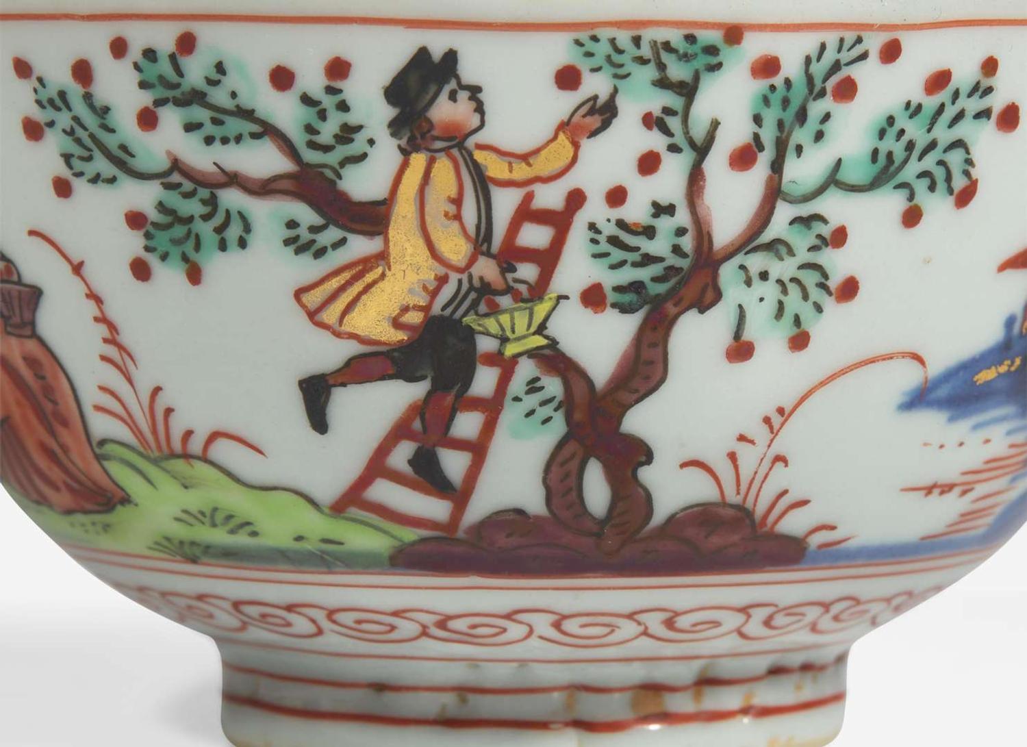 Fifteen assorted Chinese export porcelain tea wares, 18th century 外銷瓷茶具一組十五件 十八世紀
