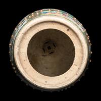 A Chinese Export Rose Medallion Porcelain Garden Stool, Late Qing Dynasty 清晚期 廣彩人物圖鼓凳