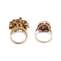 COLLECTION OF GOLD RINGS