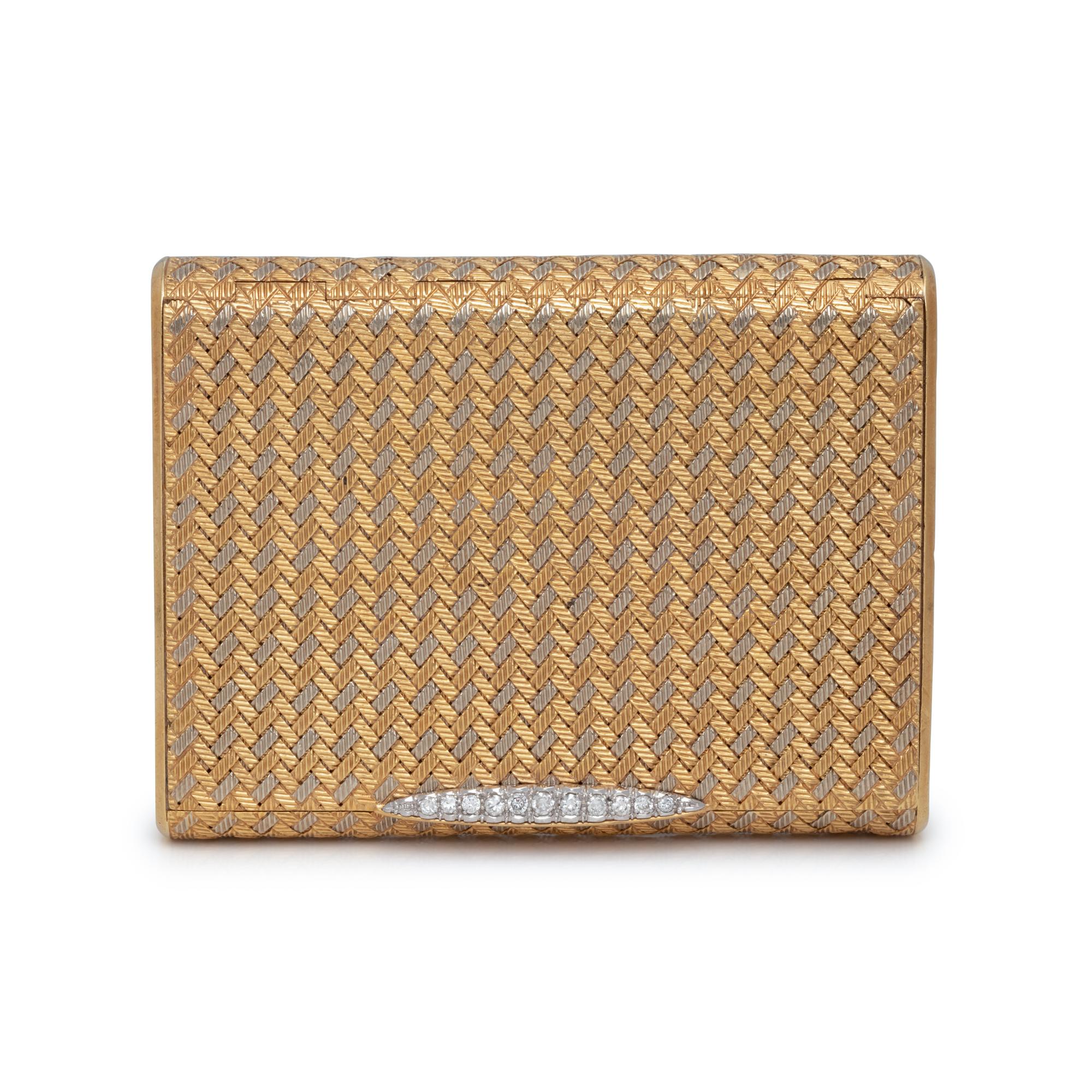 BICOLOR GOLD AND DIAMOND COMPACT