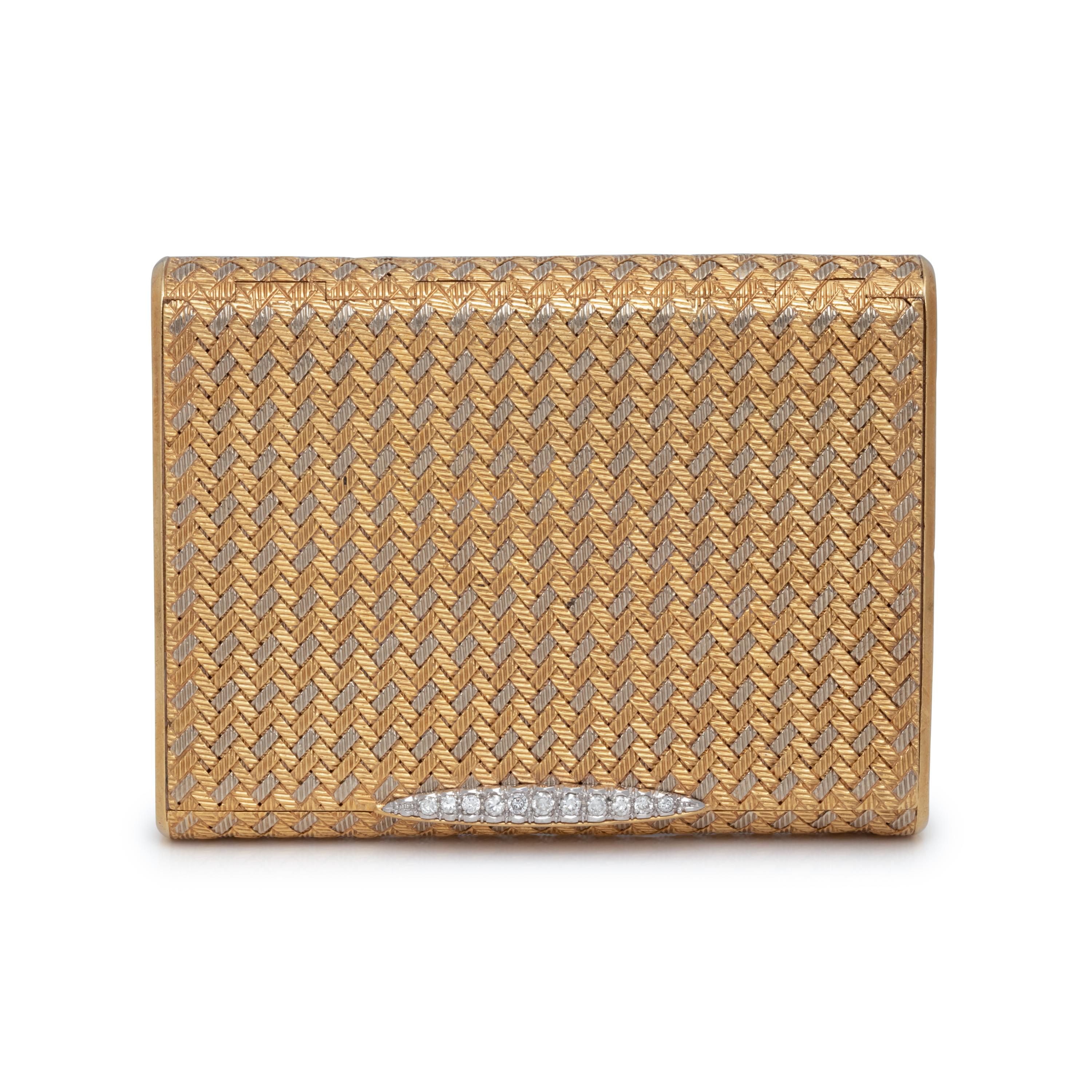 BICOLOR GOLD AND DIAMOND COMPACT