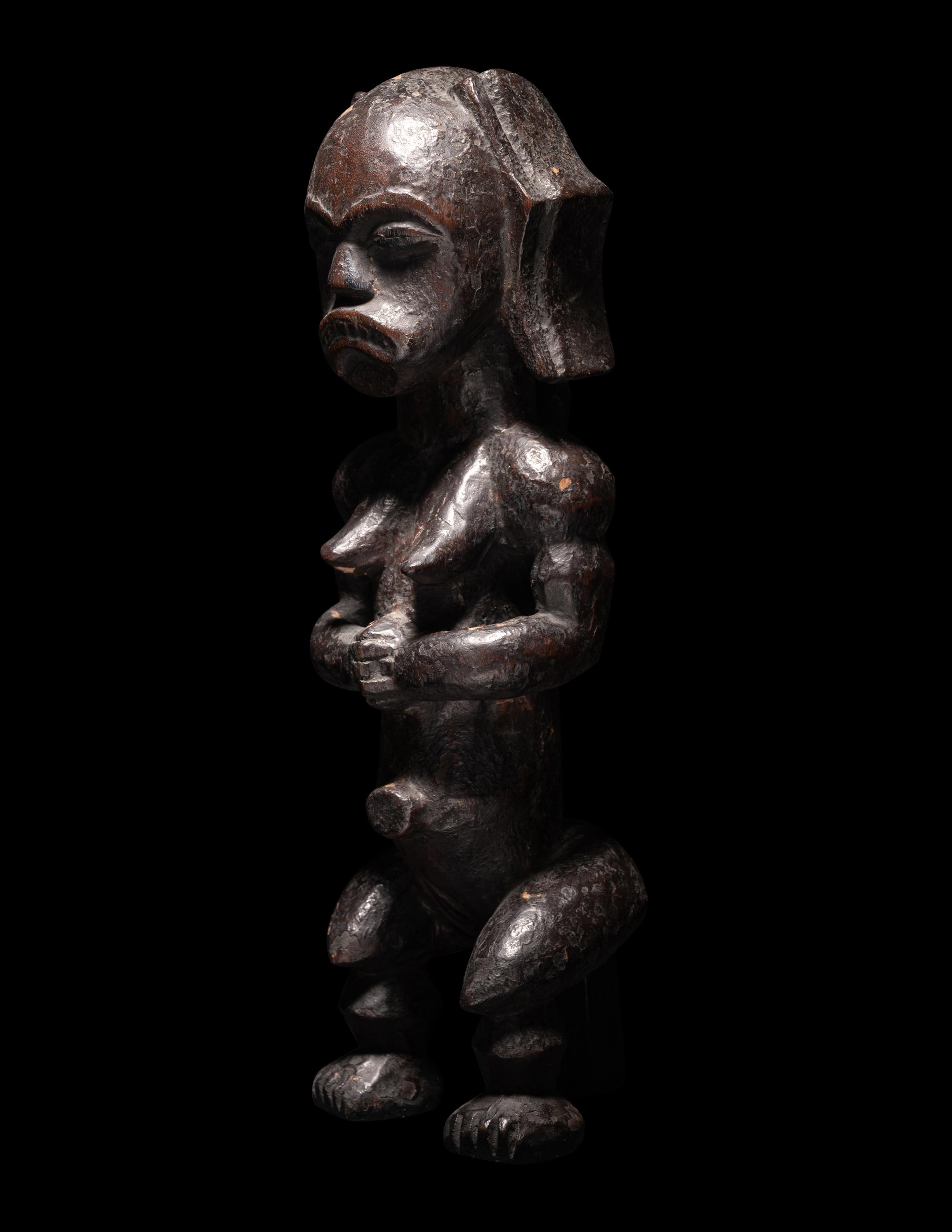 Four Fang Wood Figures