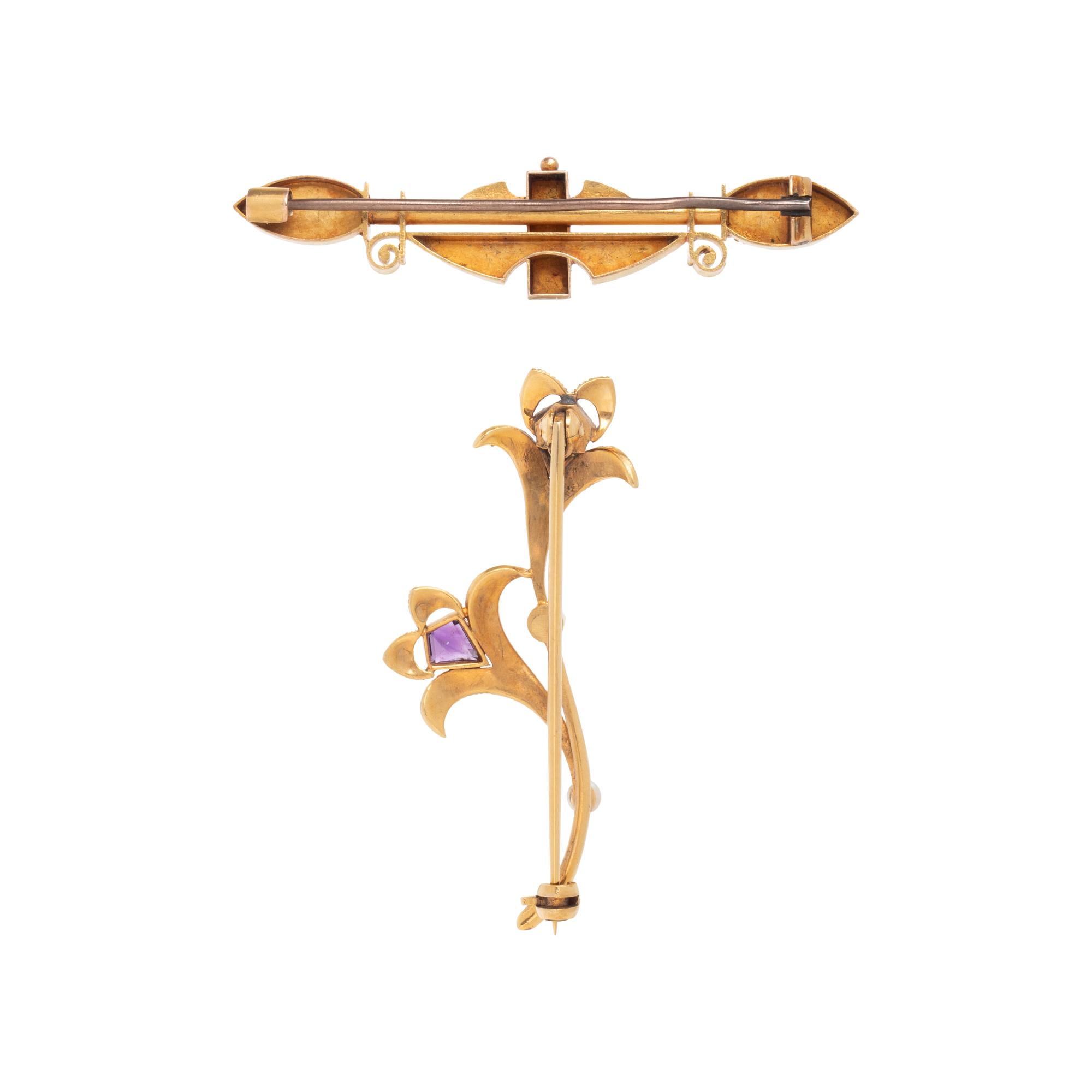 COLLECTION OF VICTORIAN, GOLD-FILLED AND GEMSTONE BROOCHES