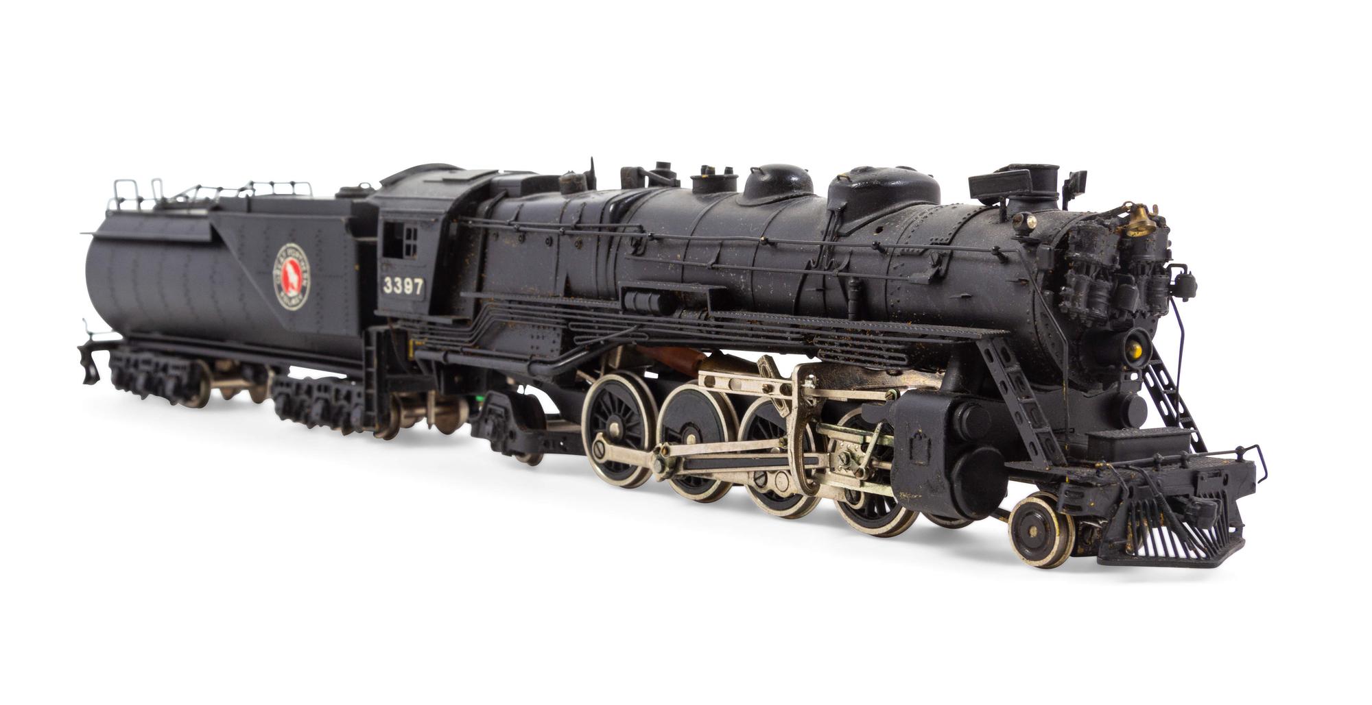 A Tenshodo Polychrome HO-Gauge Great Northern Railway 2-8-2 Locomotive and Tender