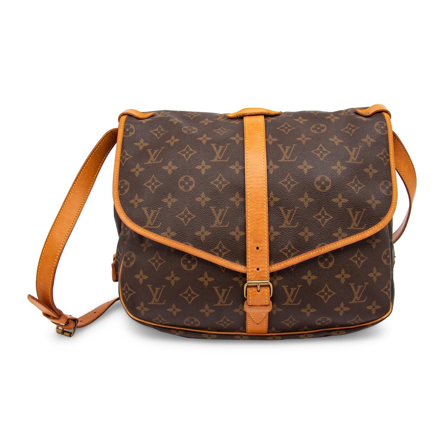 Louis Vuitton, Saumur 30 Monogram Messenger Bag