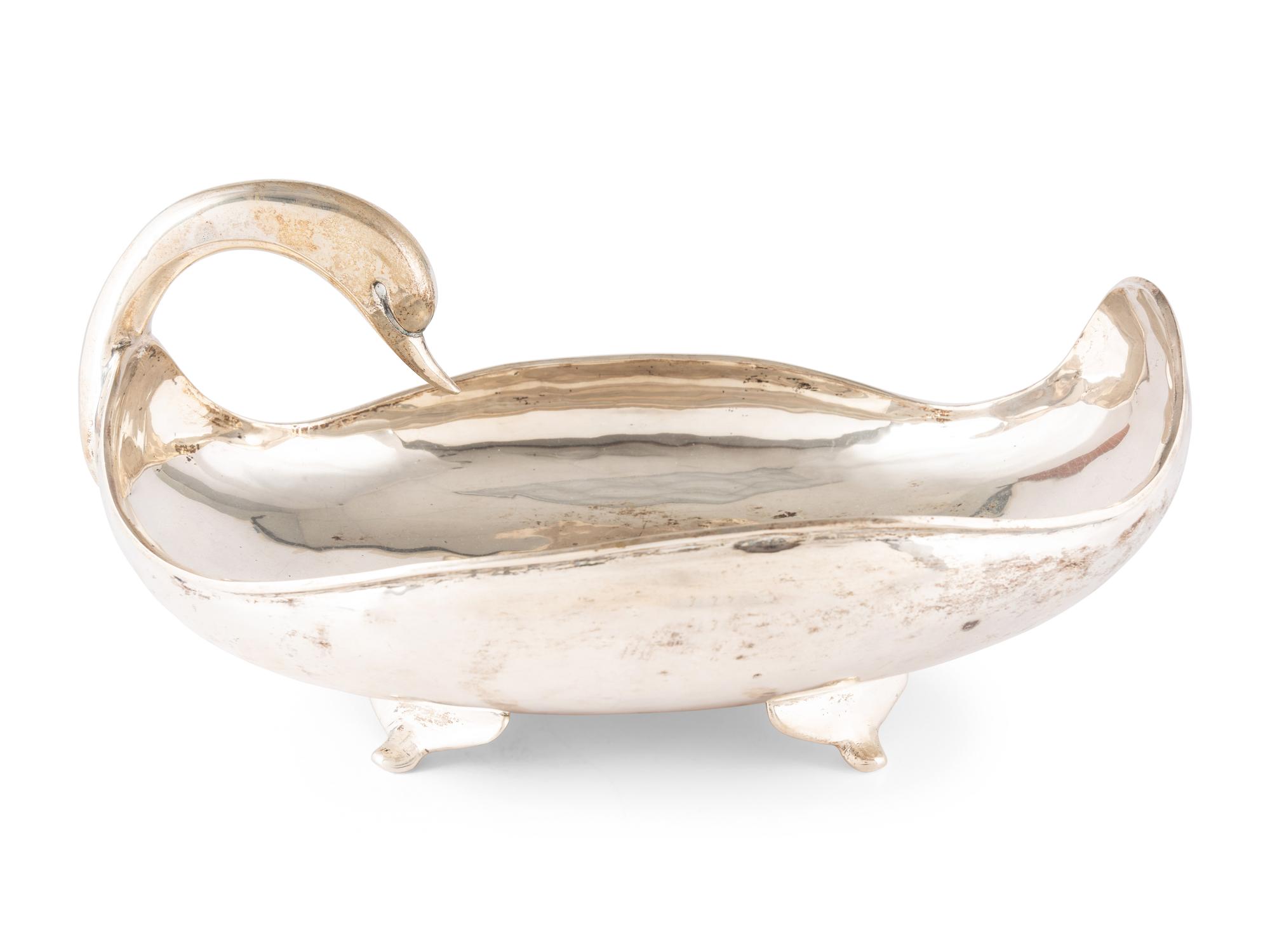 A Mexican Silver Swan Center Bowl