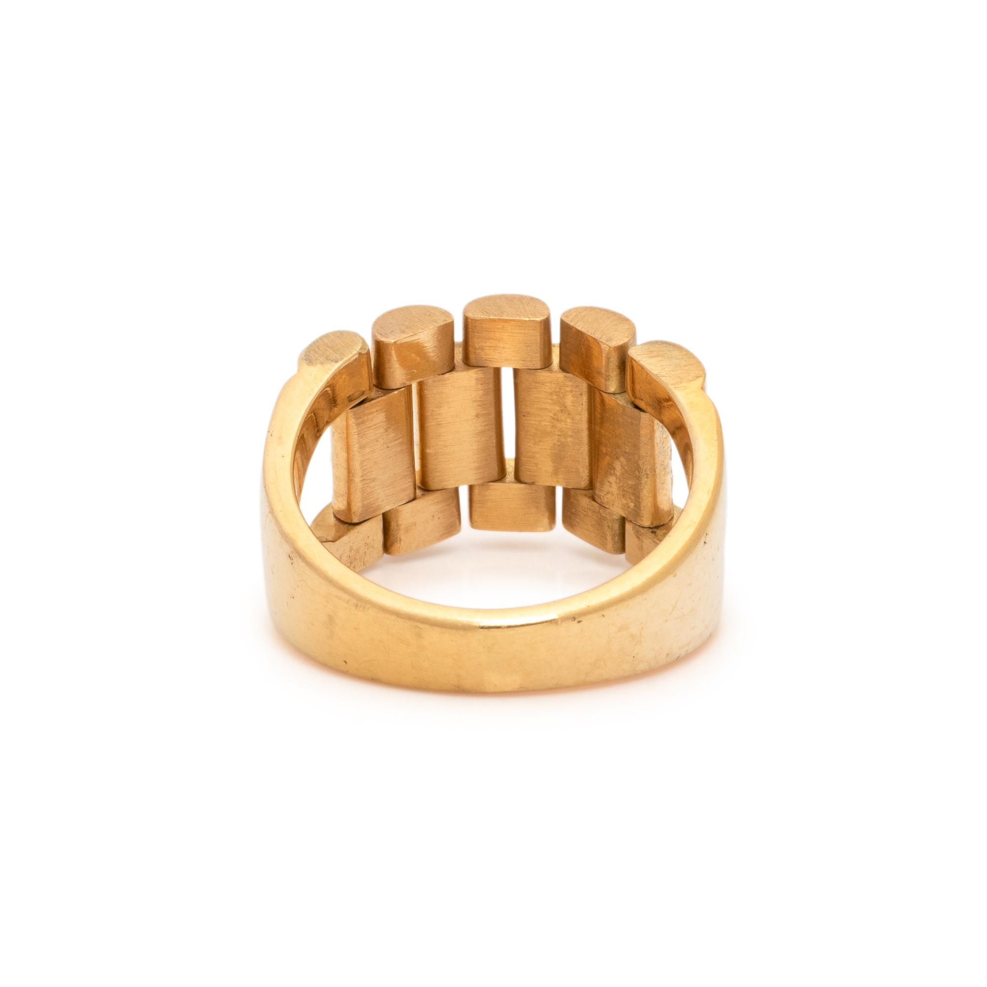 YELLOW GOLD AND DIAMOND PINKY RING