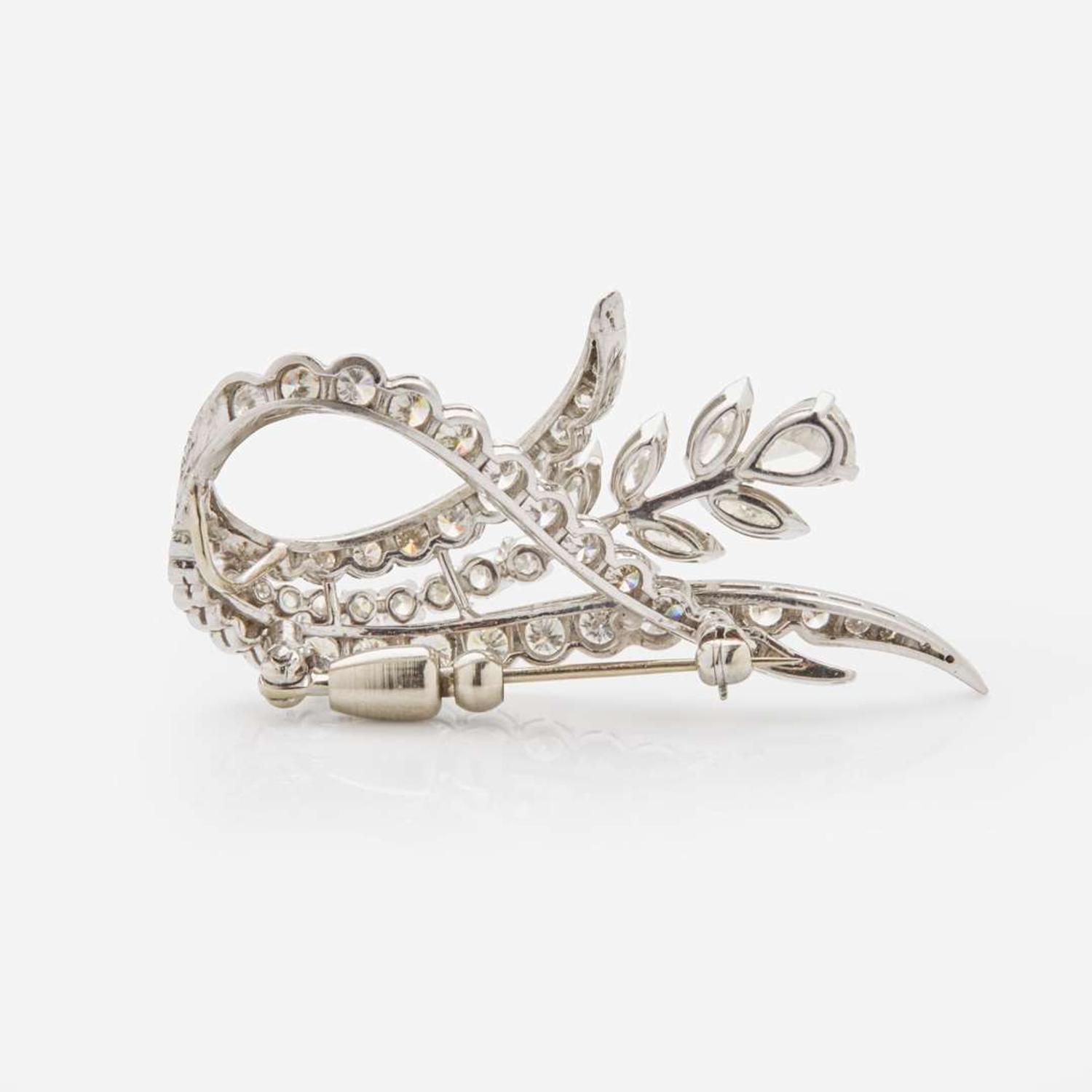 A Retro Platinum and Diamond Brooch