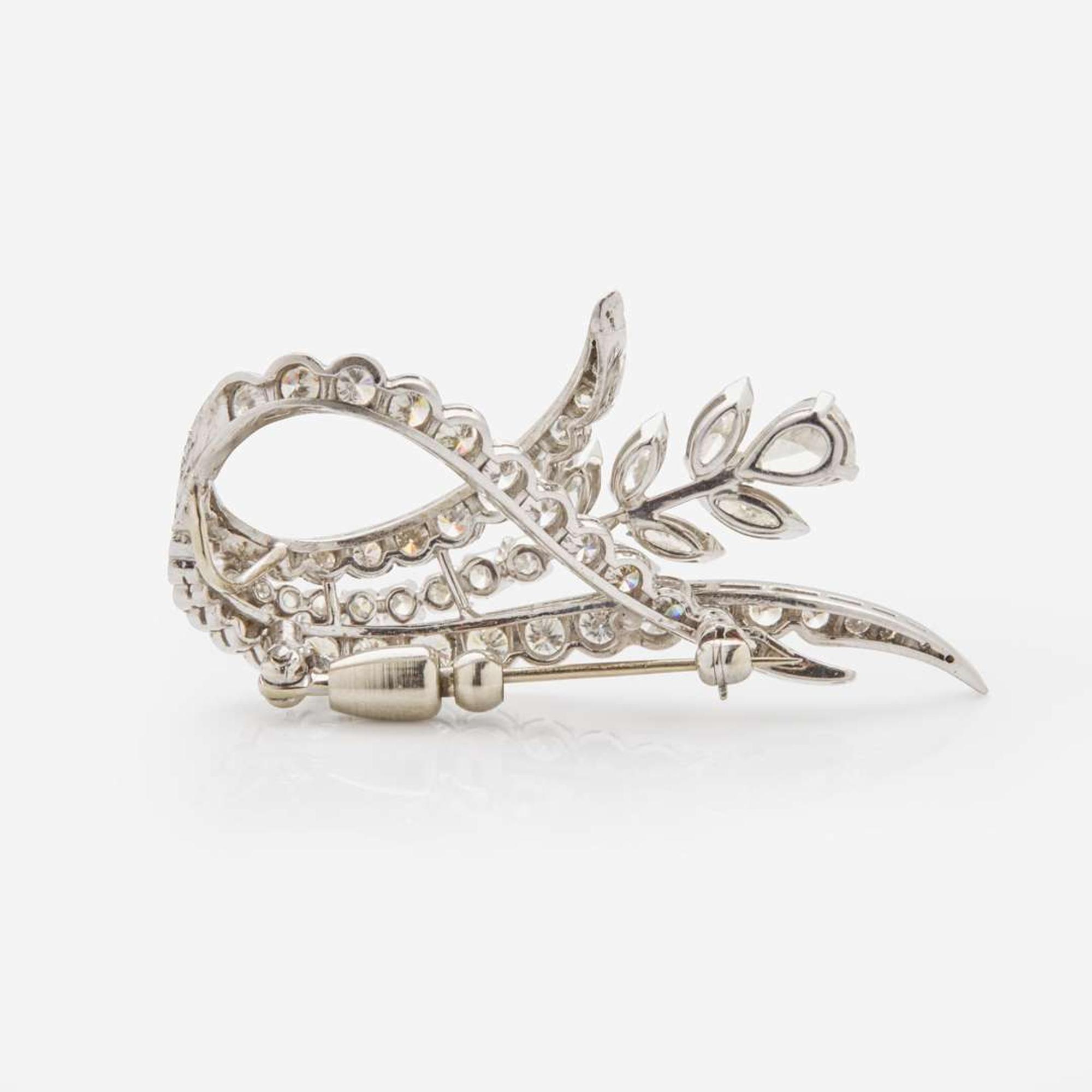 A Retro Platinum and Diamond Brooch
