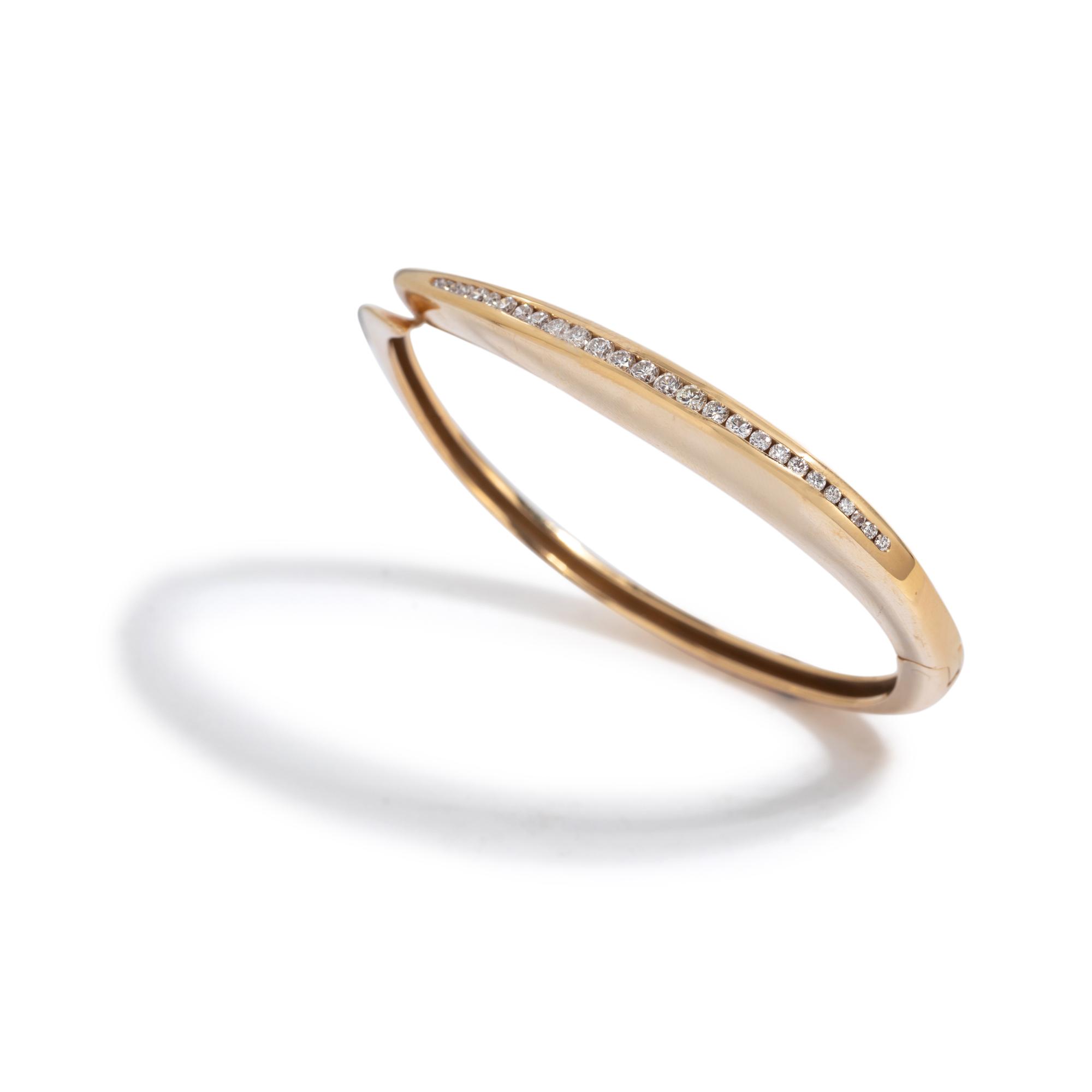 YELLOW GOLD AND DIAMOND BANGLE BRACELET