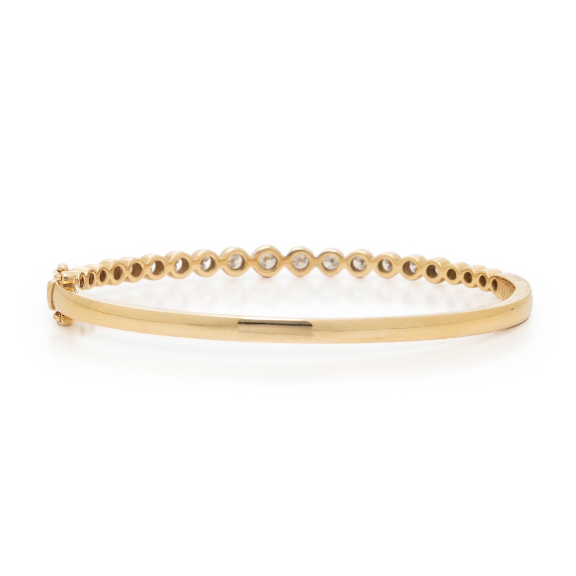 YELLOW GOLD AND DIAMOND BANGLE BRACELET