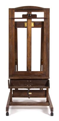 An Anco Walnut Artist's Adjustable Easel Height 70 x width 28 inches. — 20TH CENTURY