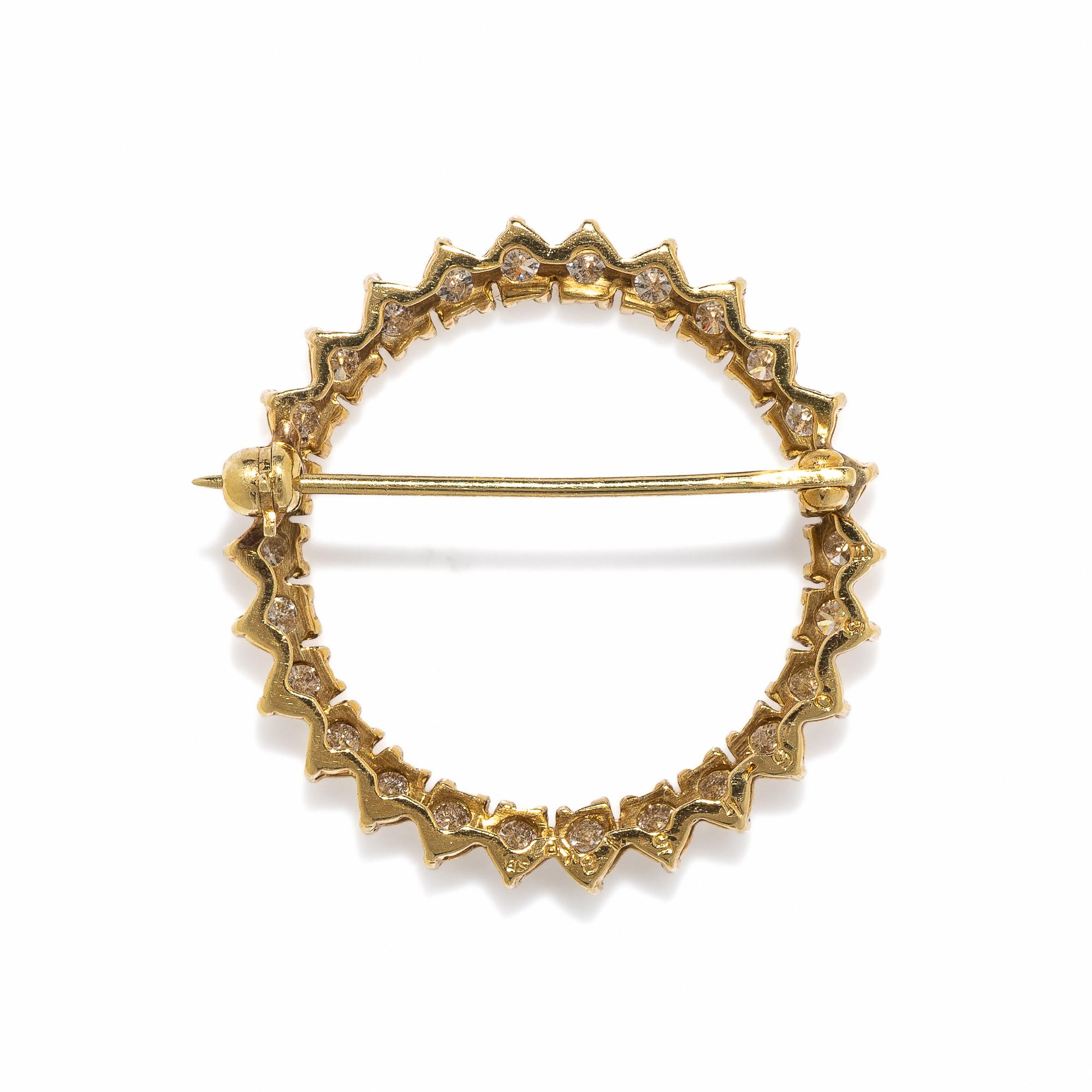 YELLOW GOLD AND DIAMOND CIRCLE BROOCH