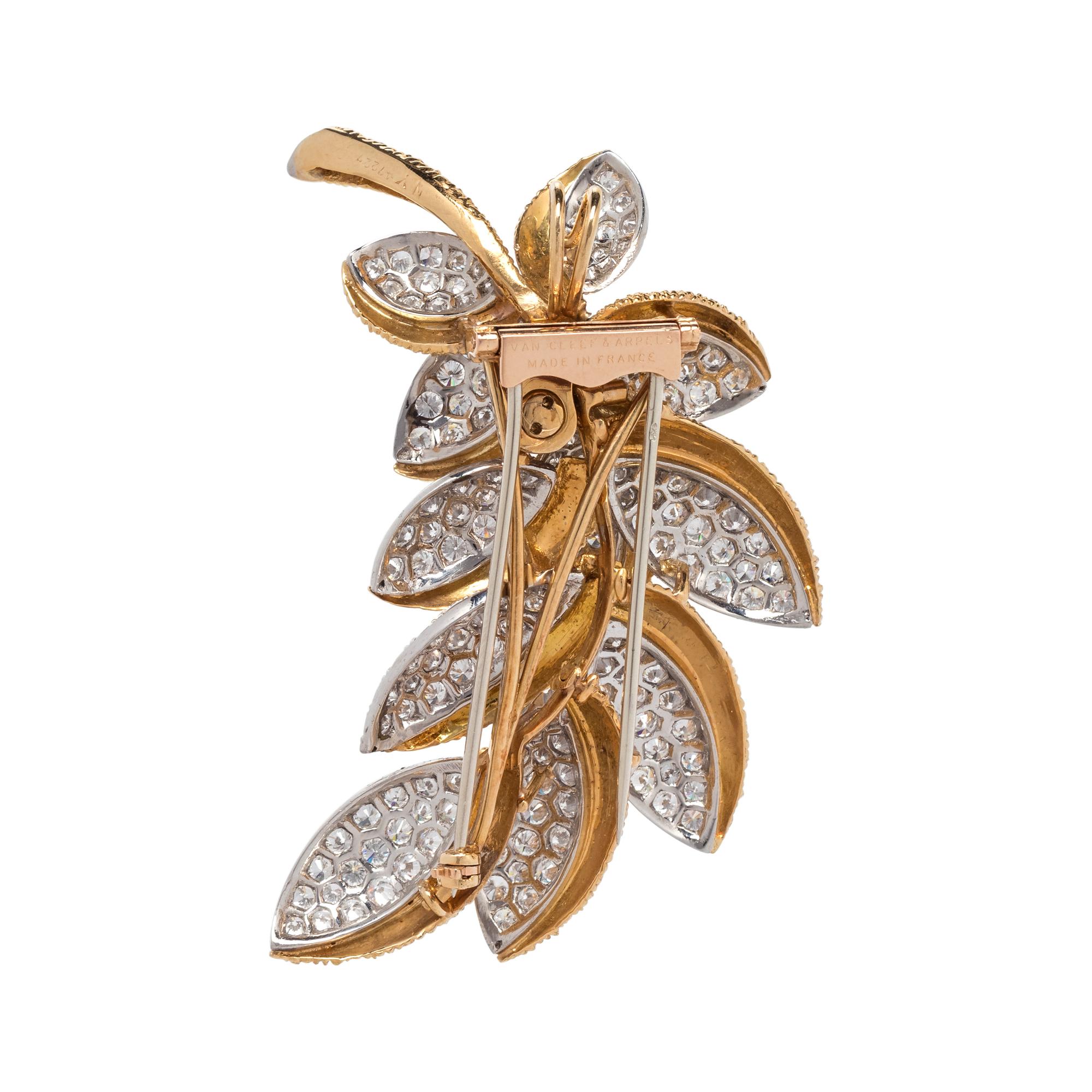 VAN CLEEF & ARPELS, DIAMOND PENDANT/BROOCH