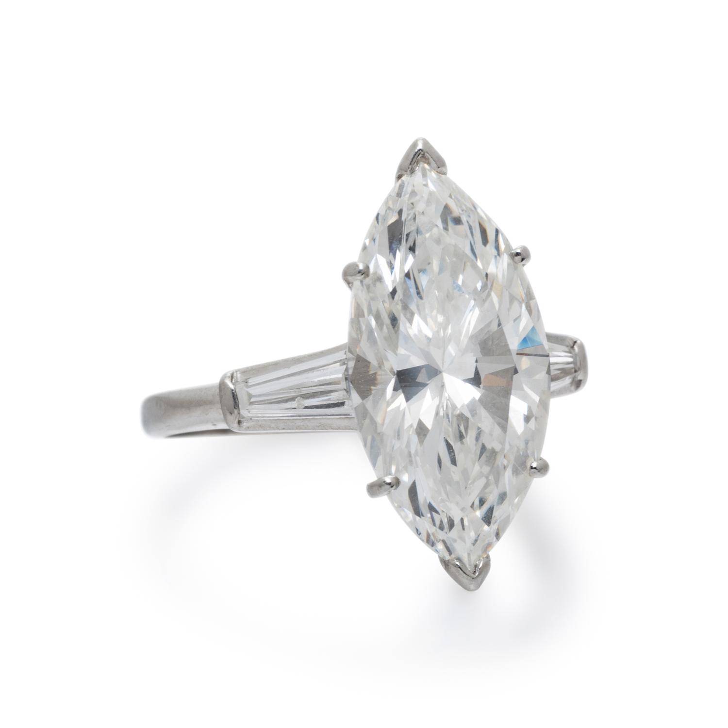 MARQUISE CUT DIAMOND AND PLATINUM RING