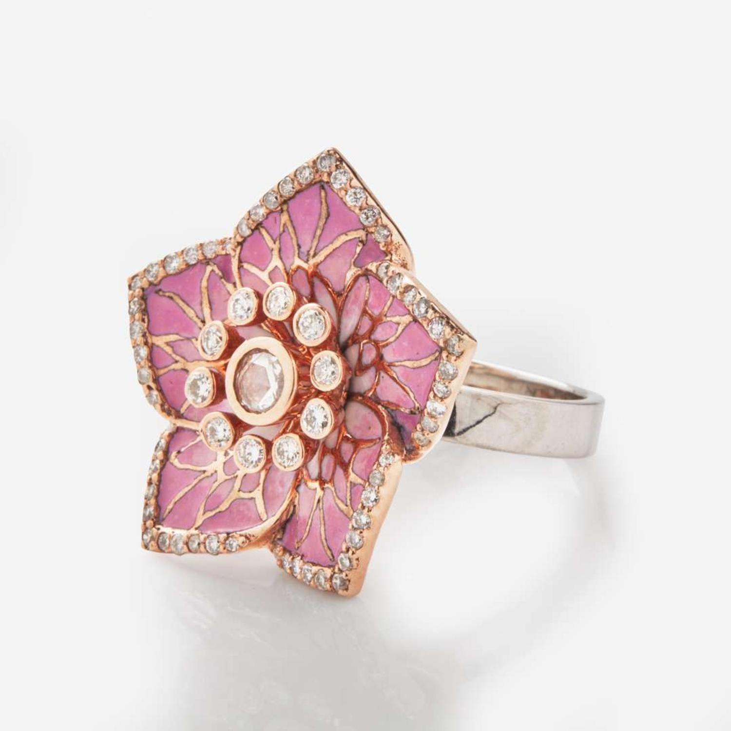 An 18K Gold, Diamond, and Enamel Ring