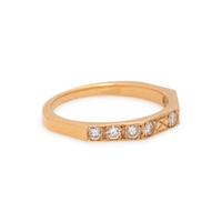 YELLOW GOLD AND DIAMOND RING