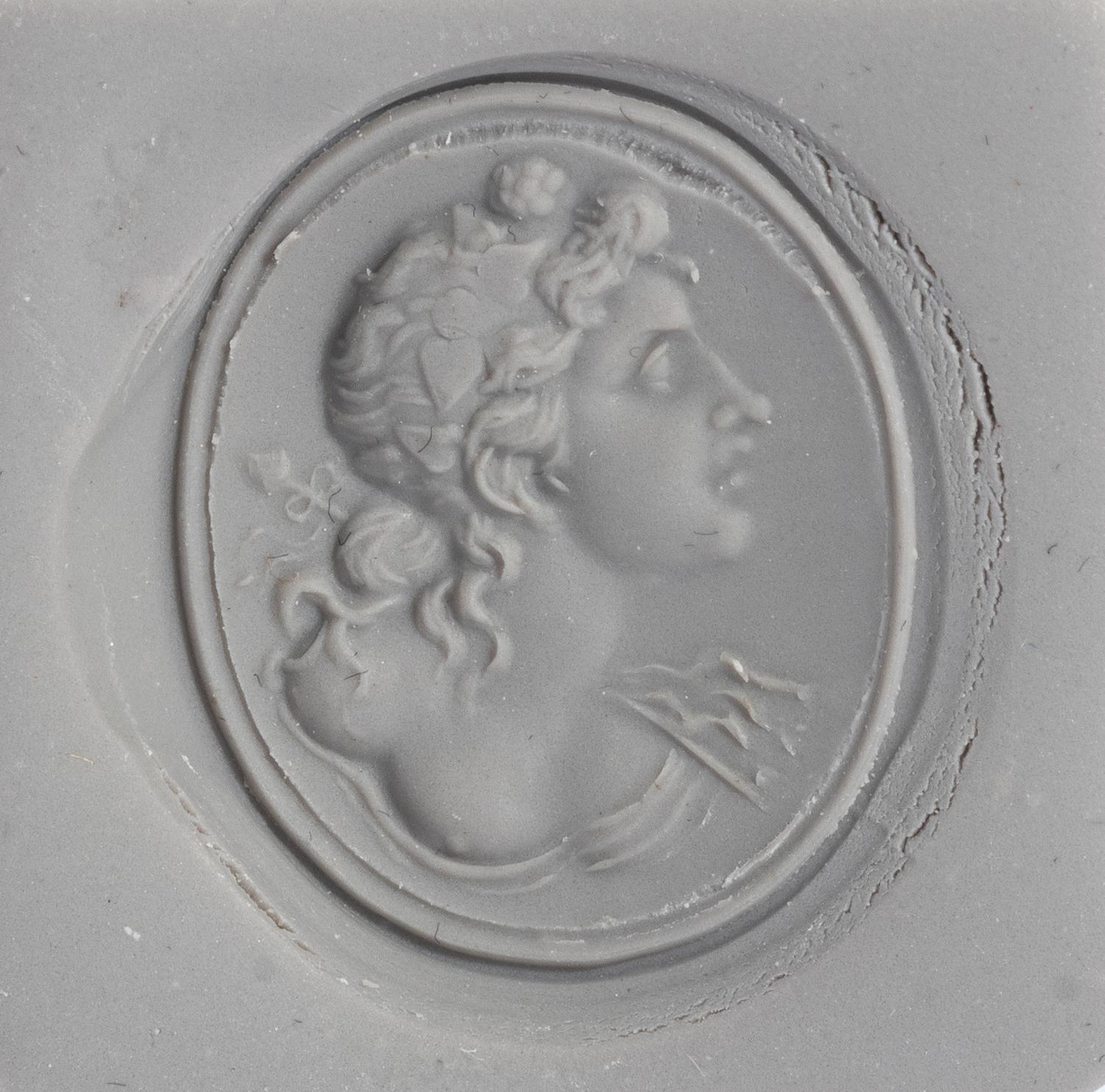 A Neoclassical Amethyst and Gold Finger Ring with the God Dionysos