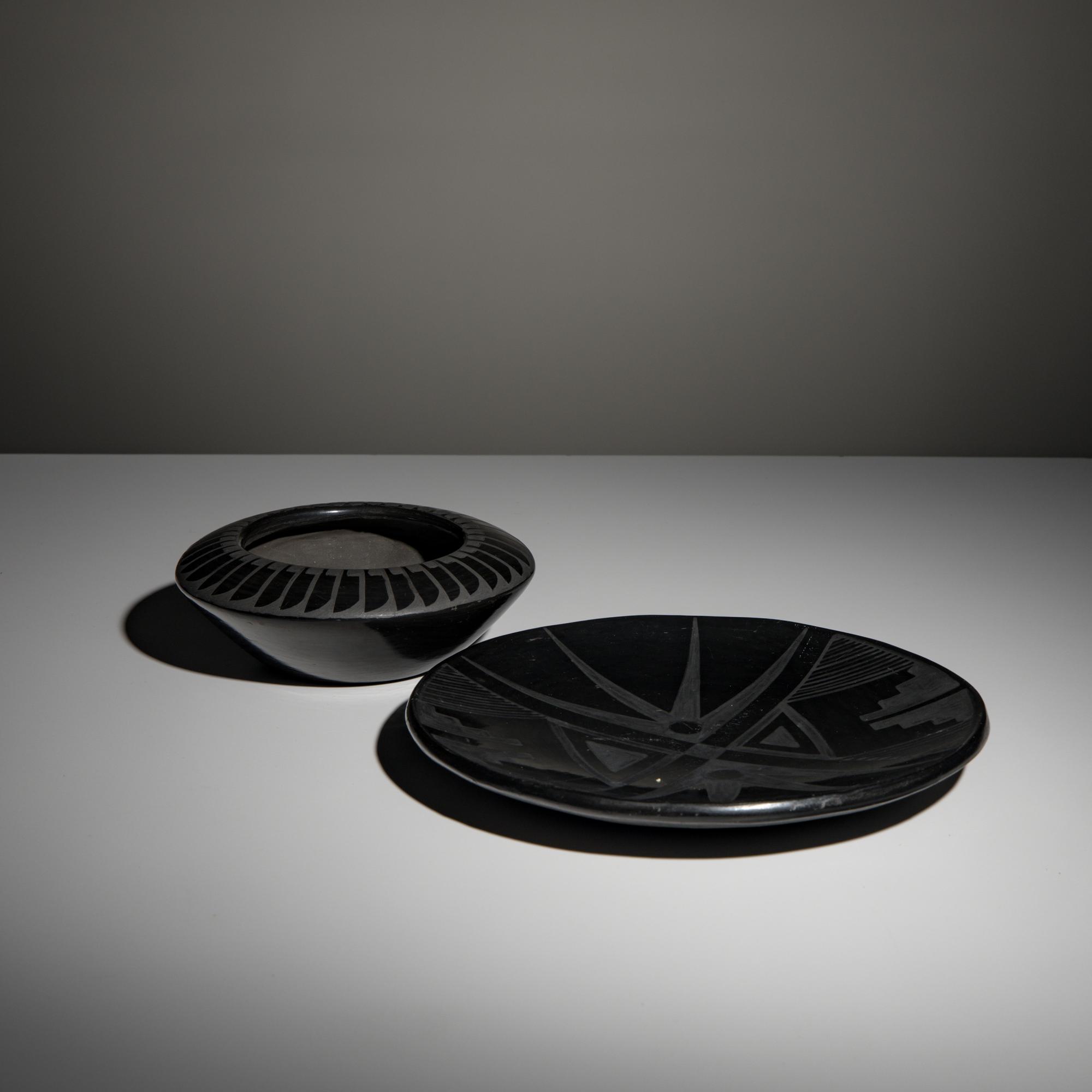 Maria Martinez (San Ildefonso, 1887-1980) — Blackware Pottery Plate, PLUS 1923-1925