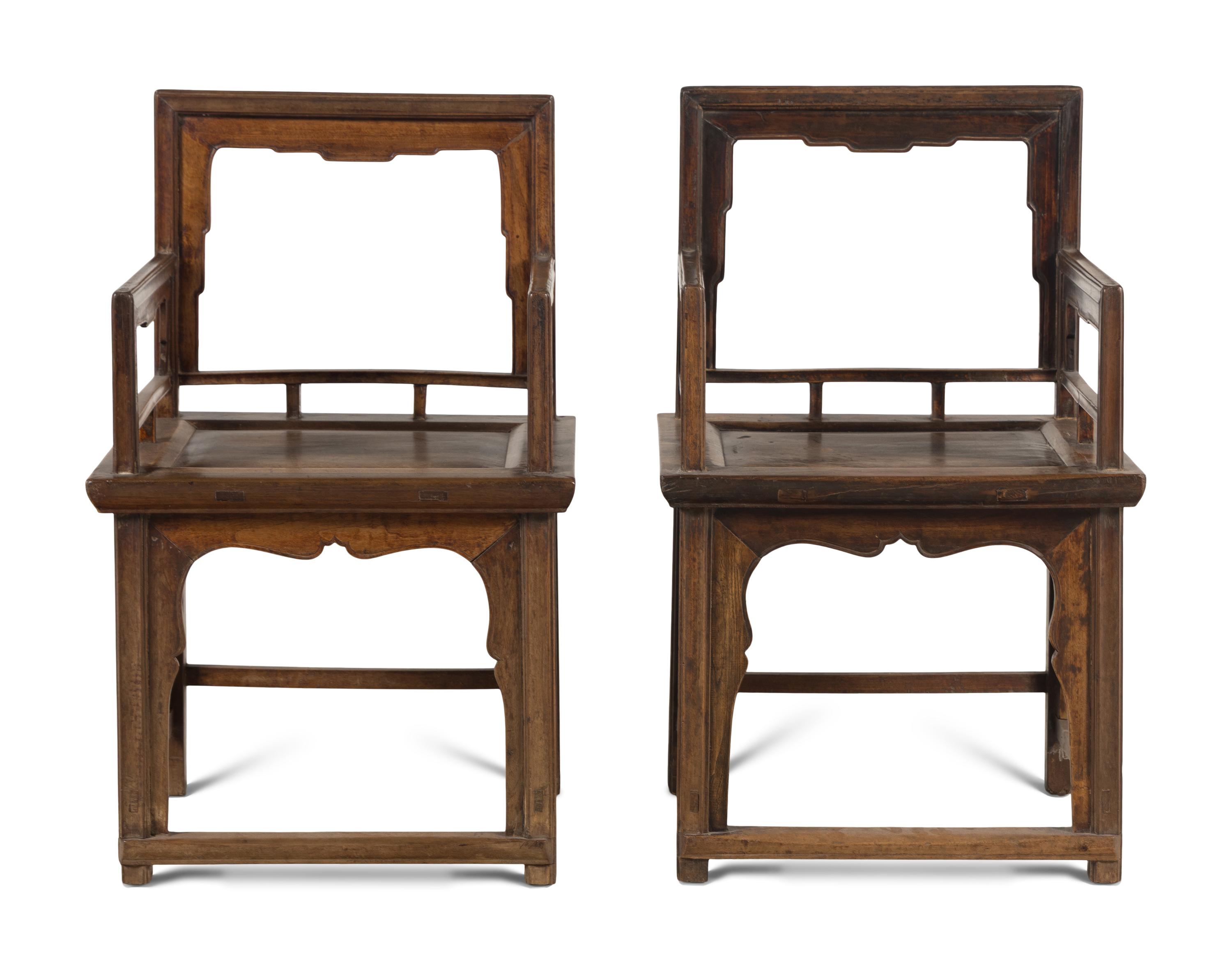 A Pair of Chinese Hardwood Lowback Armchairs, Meiguiyi, 19th-Early 20th Century — 晚清民國 硬木玫瑰椅一對