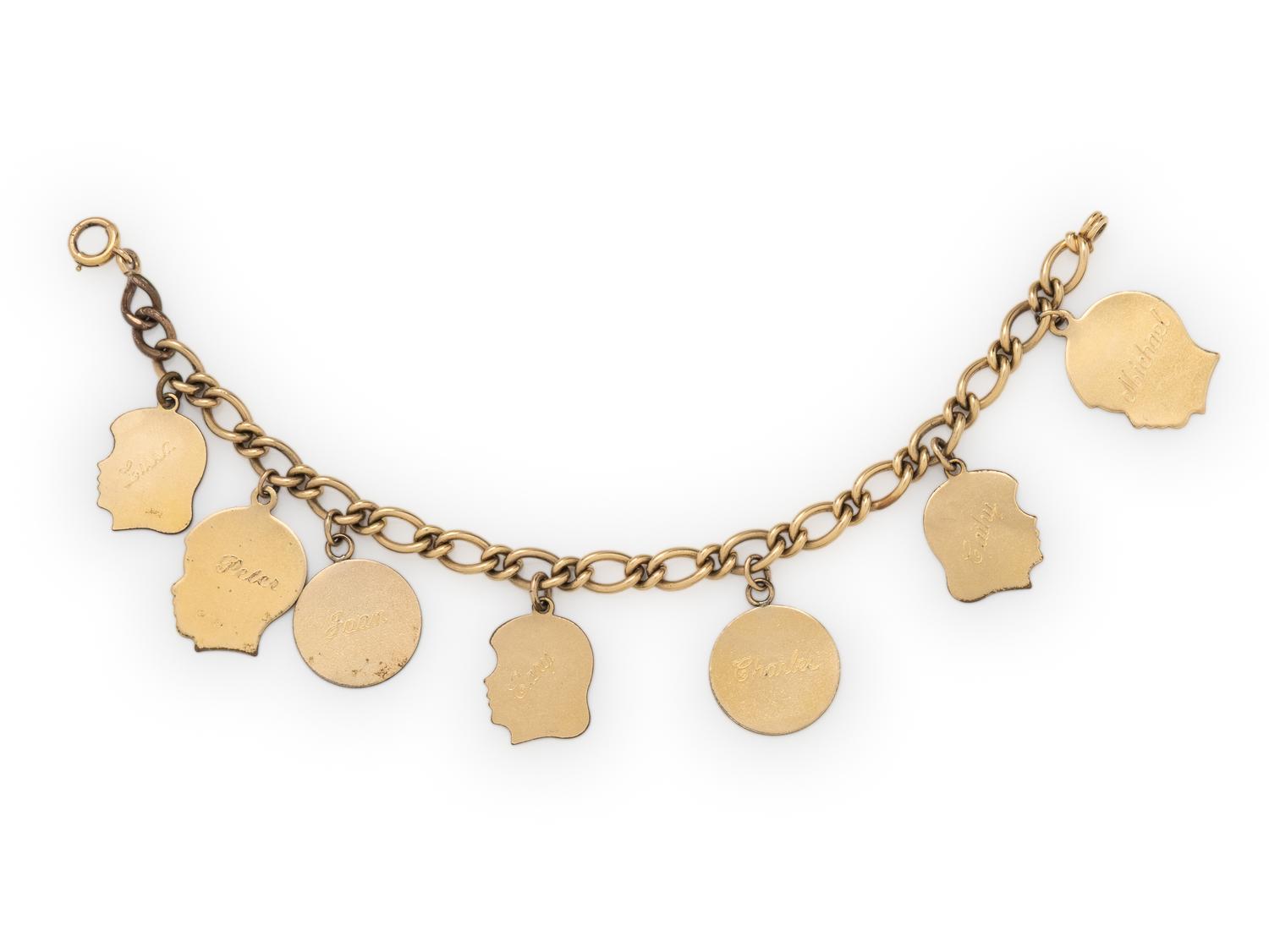 YELLOW GOLD BRACELET AND GOLD-FILLED CHARMS