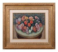 Dahlias sur table bouillotte en marbre