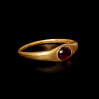 A Roman Gold and Garnet Finger Ring