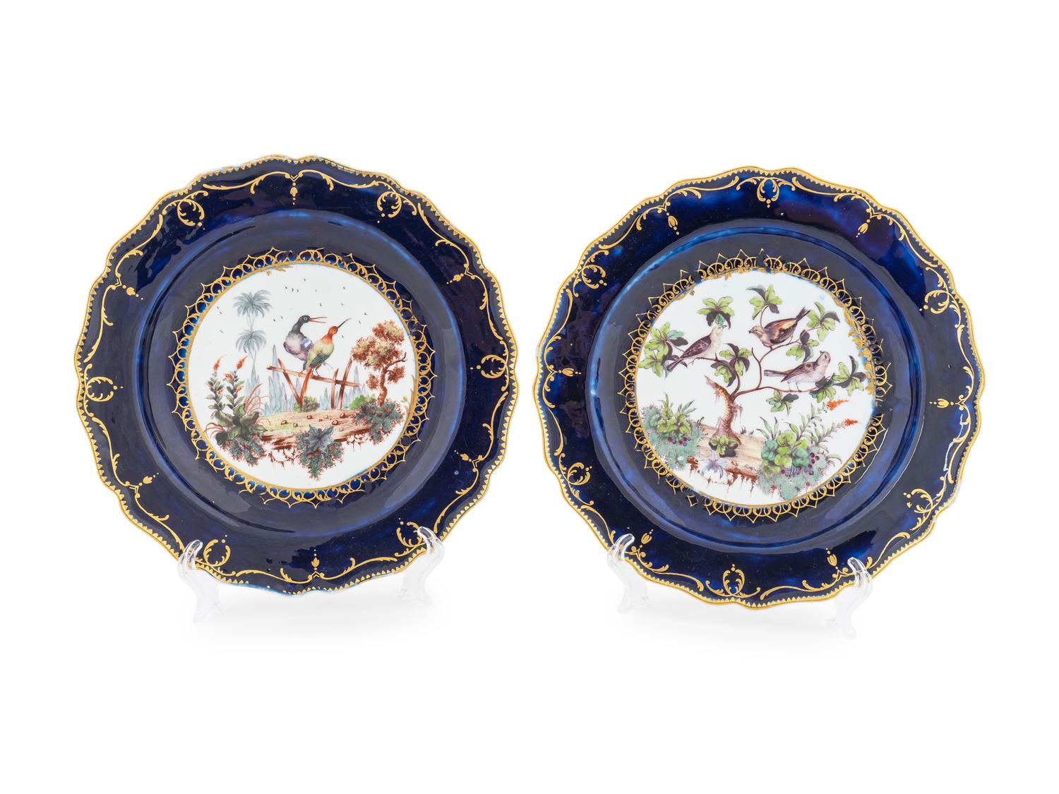 A Pair of Chelsea Porcelain Plates — 18TH CENTURY