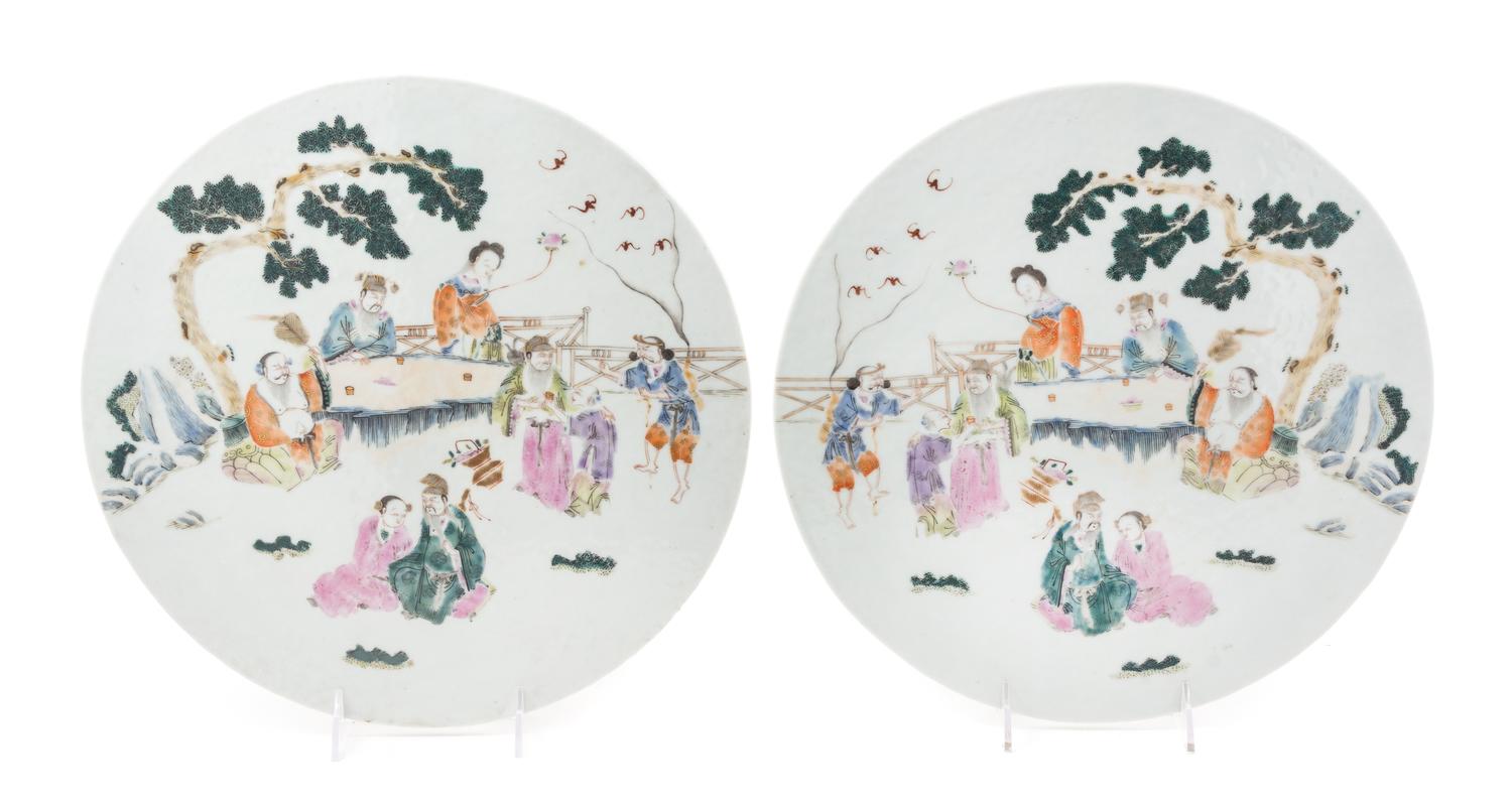 A Pair of Famille Rose Porcelain Circular Plaques