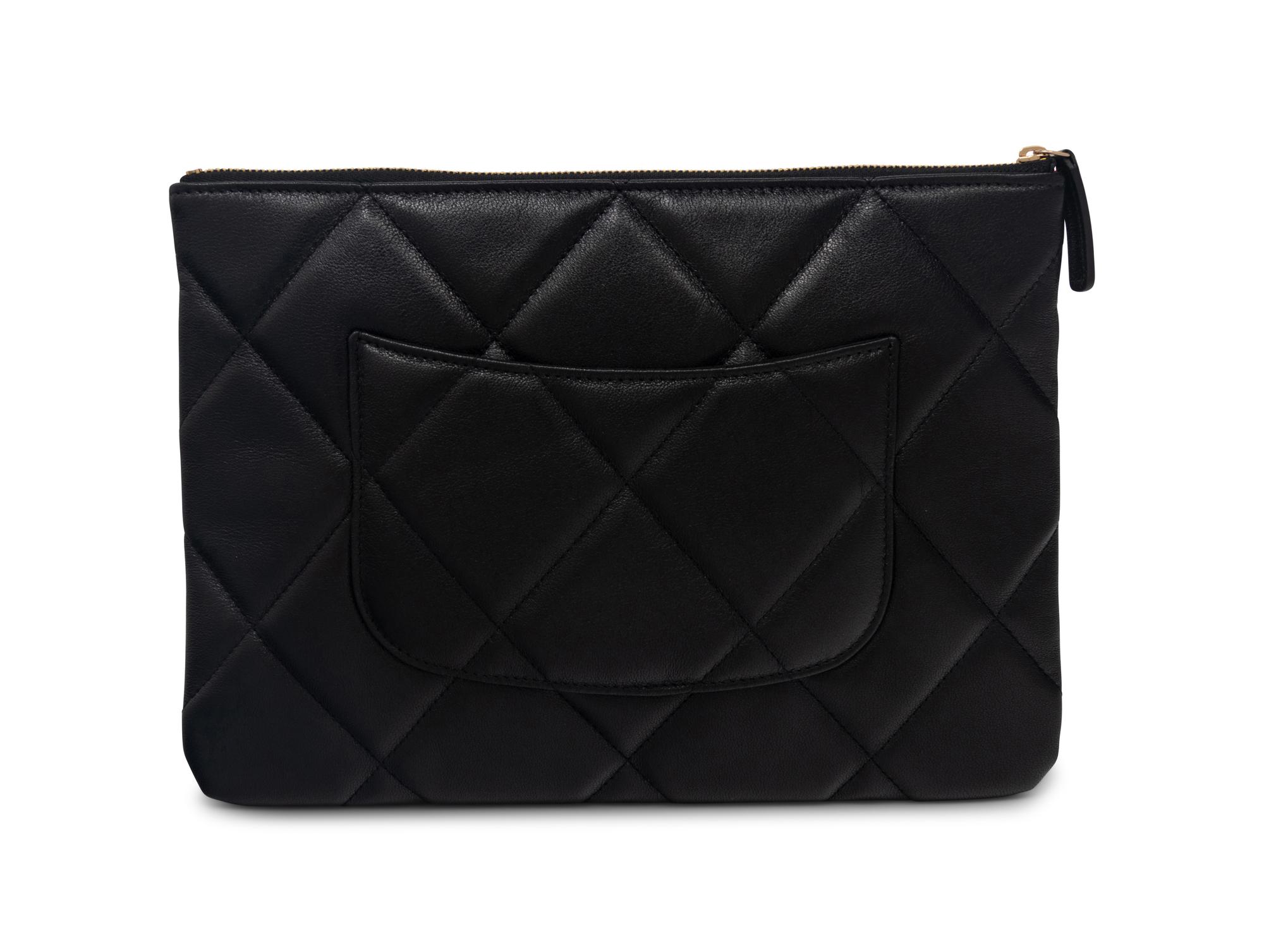Chanel CC Clutch in Black Lambskin, 2019