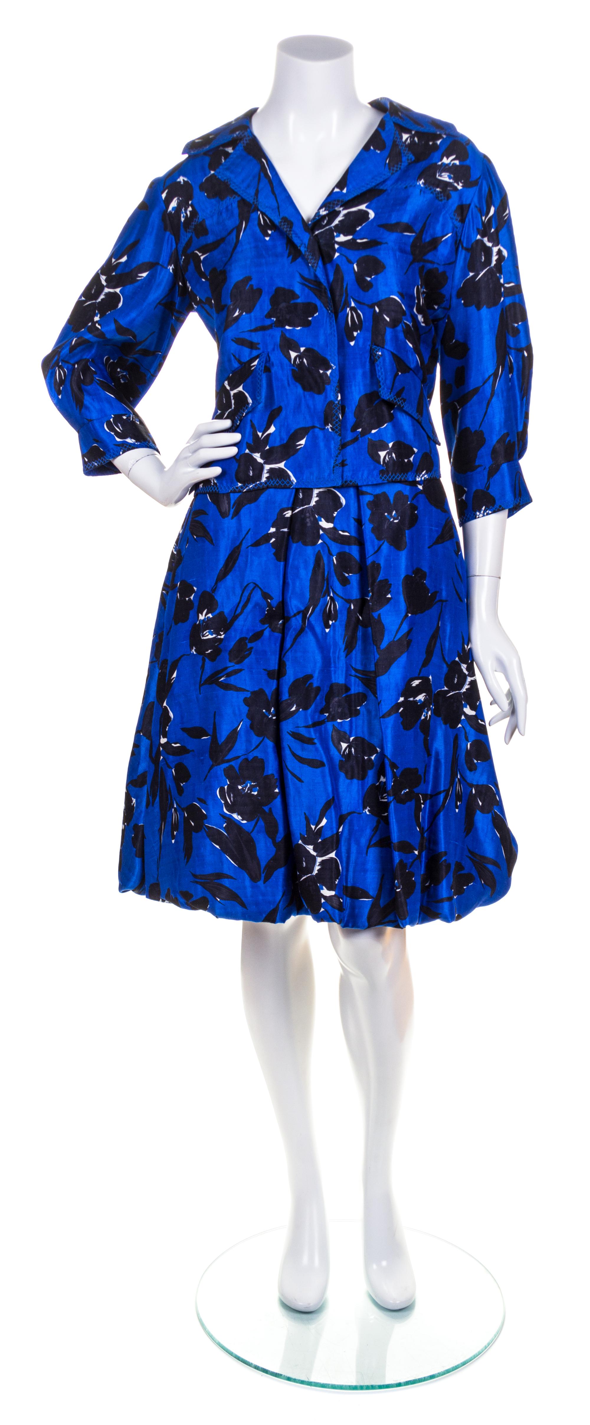 An Oscar de la Renta Royal Blue Floral Skirt Ensemble, Size 8.