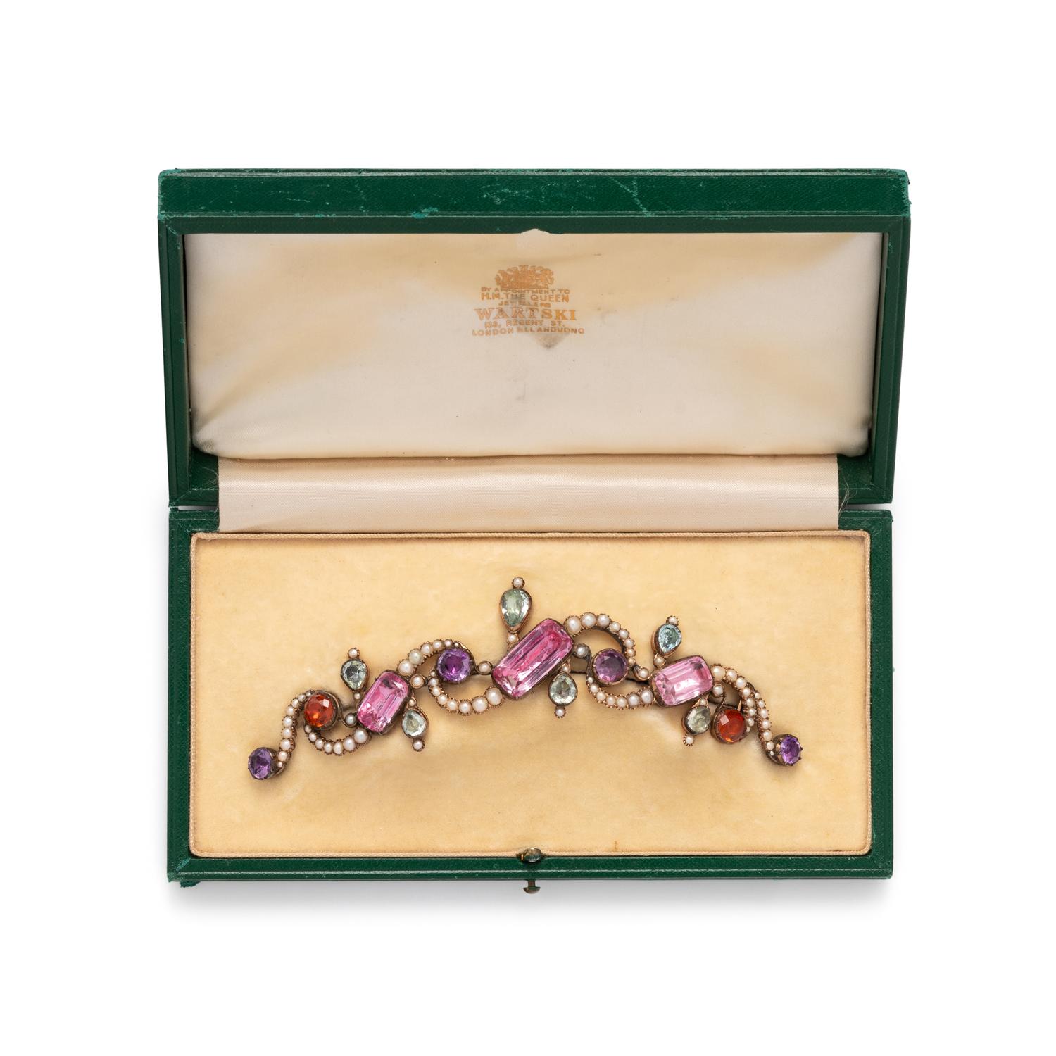 ANTIQUE, SILVER-TOPPED GOLD AND FOIL-BACKED MULTIGEM BROOCH