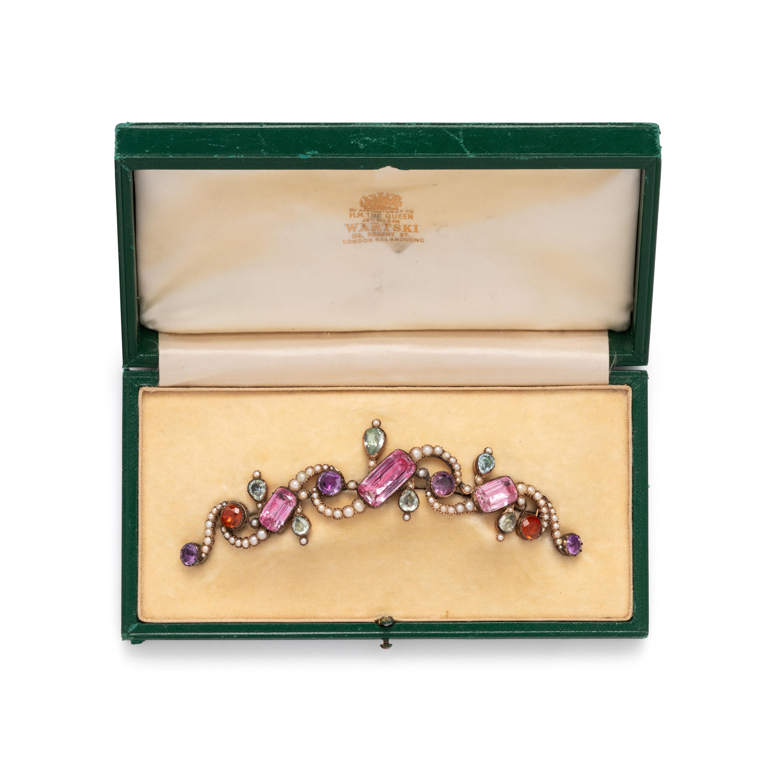 ANTIQUE, SILVER-TOPPED GOLD AND FOIL-BACKED MULTIGEM BROOCH