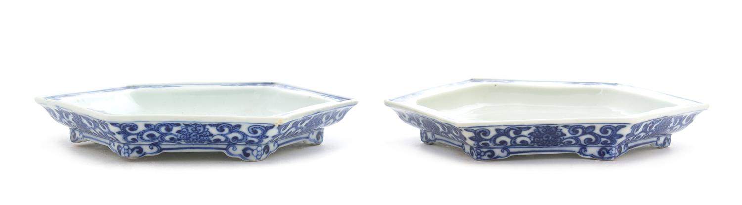 A Pair of Blue and White Porcelain Dishes Length of each 6 3/4 inches.