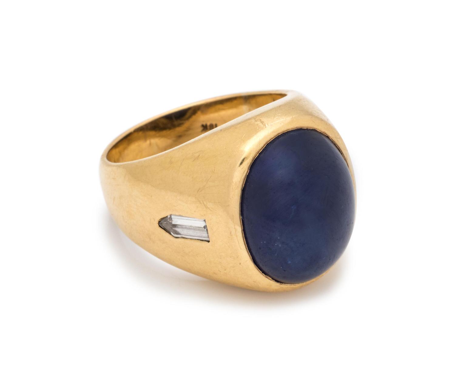 SAPPHIRE AND DIAMOND RING