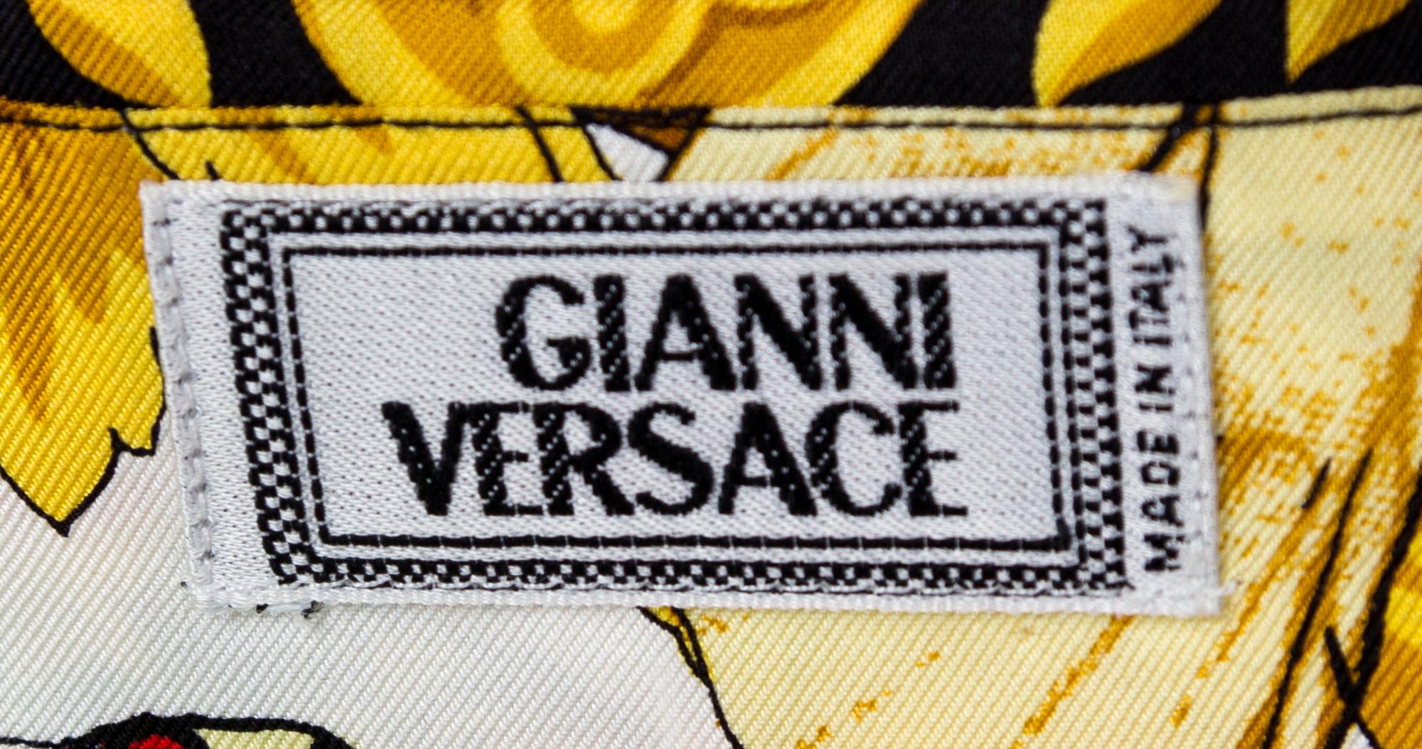A Gianni Versace Silk Print Shirt, Size 46.