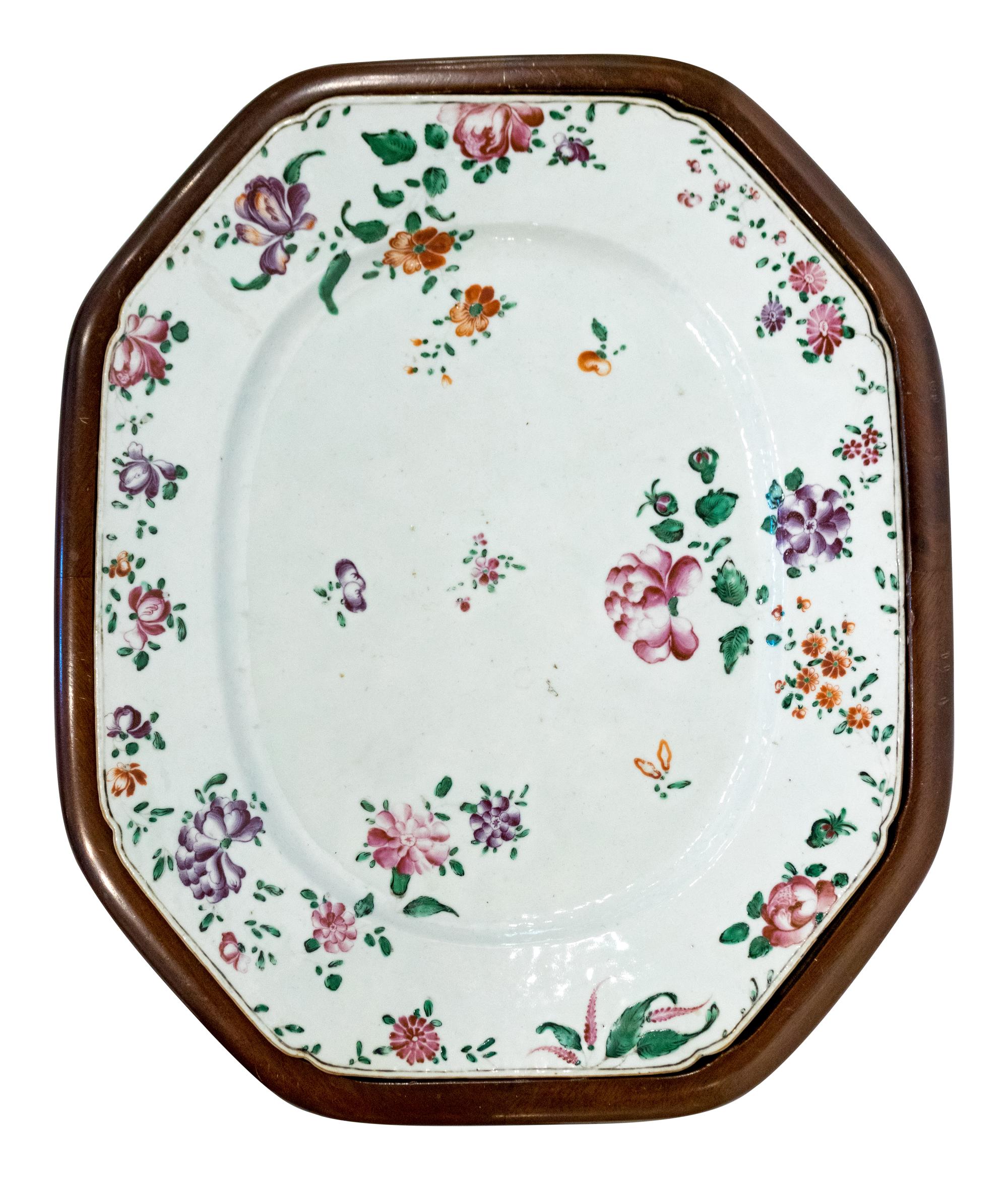 A Chinese Export Porcelain Platter Mounted as a Low Table